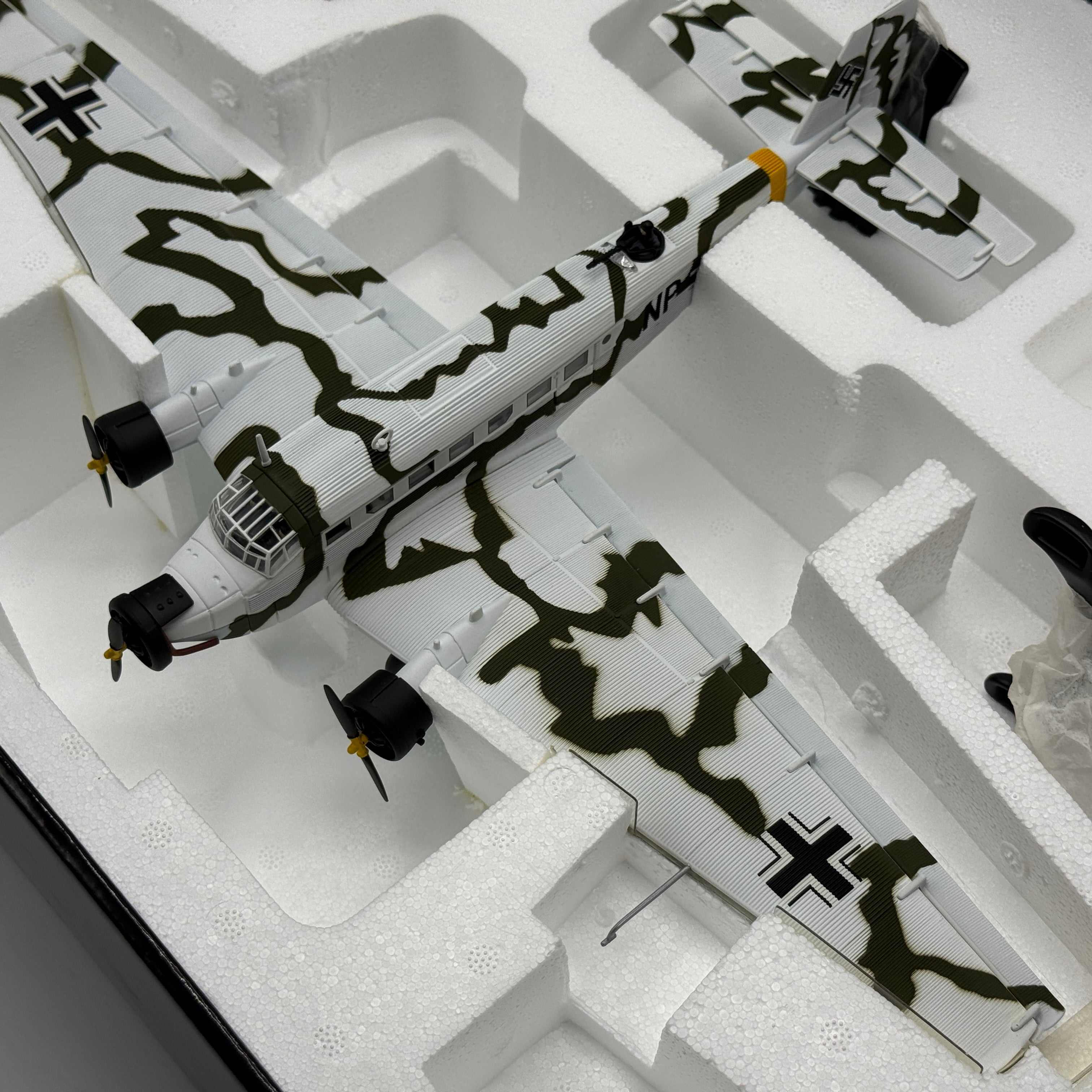 Corgi AA36904 1:72 Junkers Ju 52/3m RJ+NP C-Schulen Thorn Eastern Front December 1941