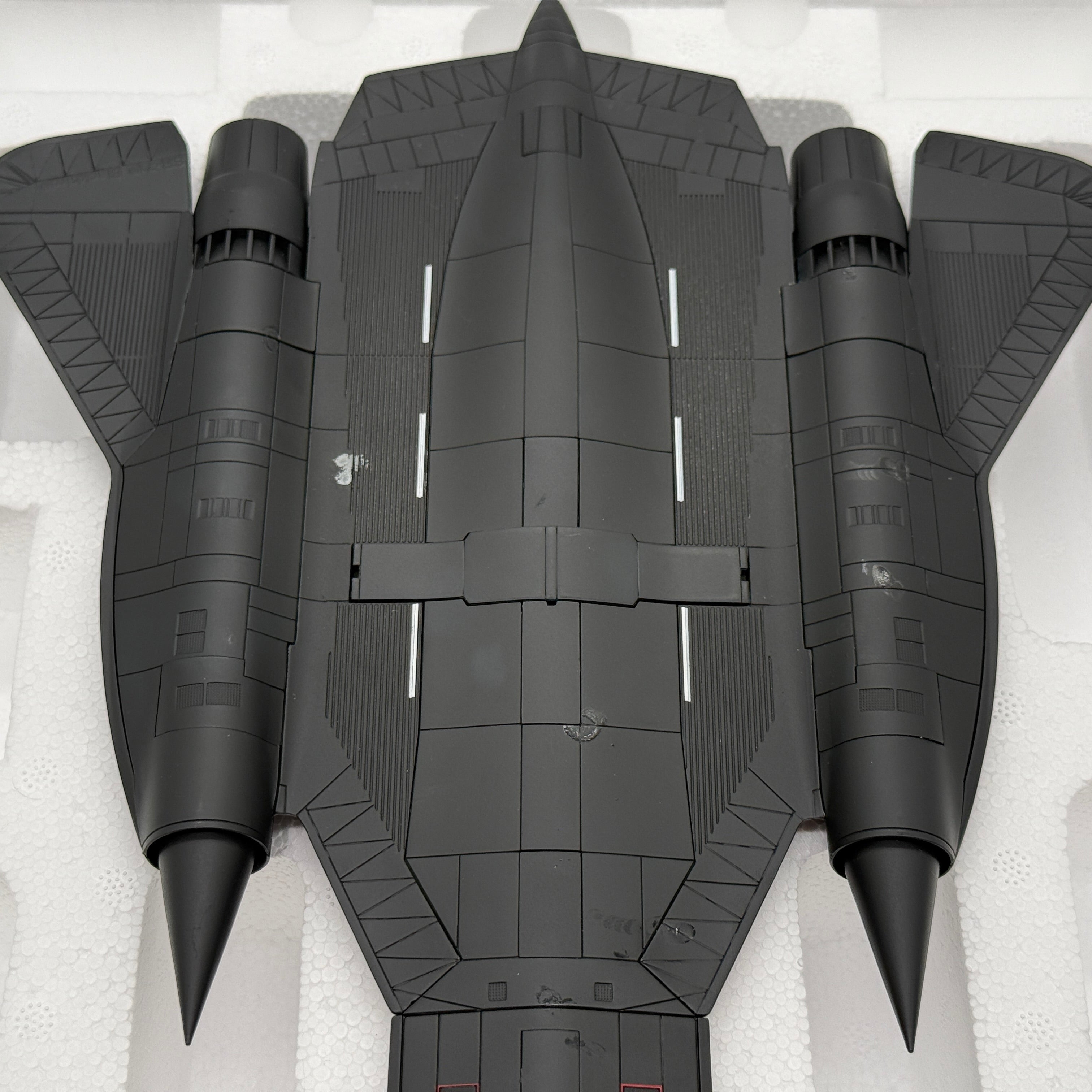 Century Wings CW001634 1:72 Lockheed SR-71A Blackbird 61-7971 USAF 9th RW Det.2 Edwards AFB 1997