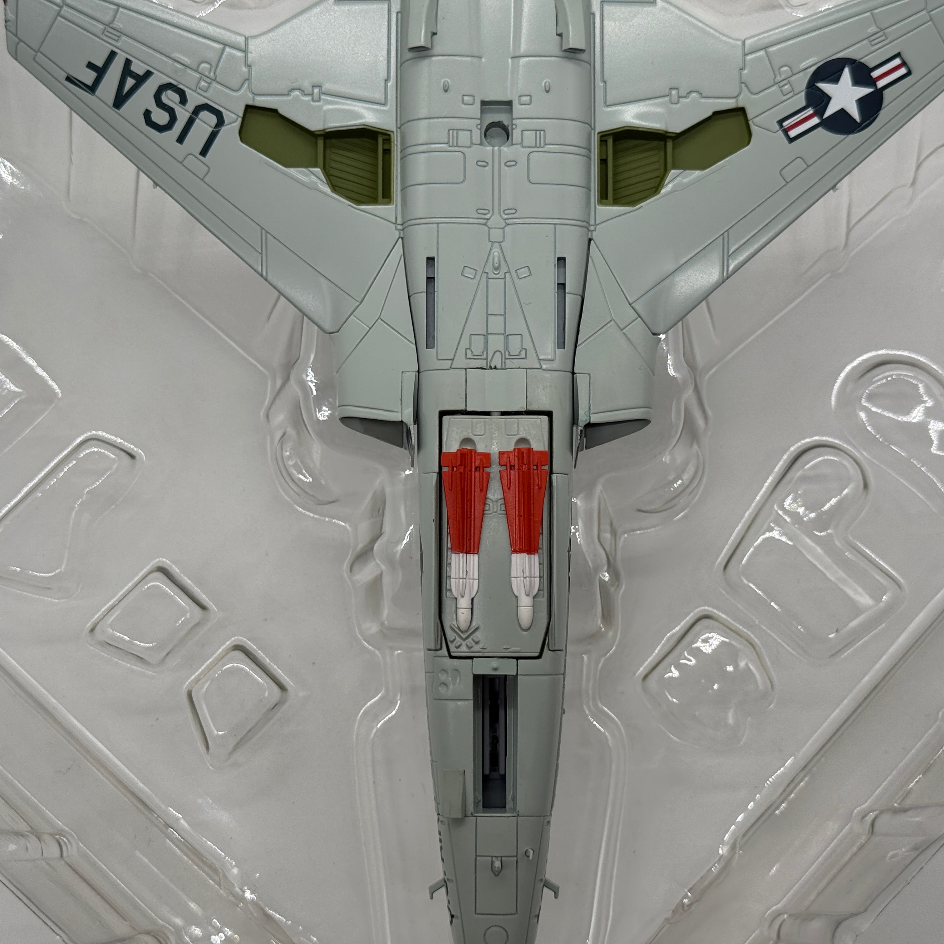 Hobby Master HA3706 1:72 McDonnell F-101B Voodoo USAF 148th FG Minnesota ANG 58-0275 Duluth 1970s