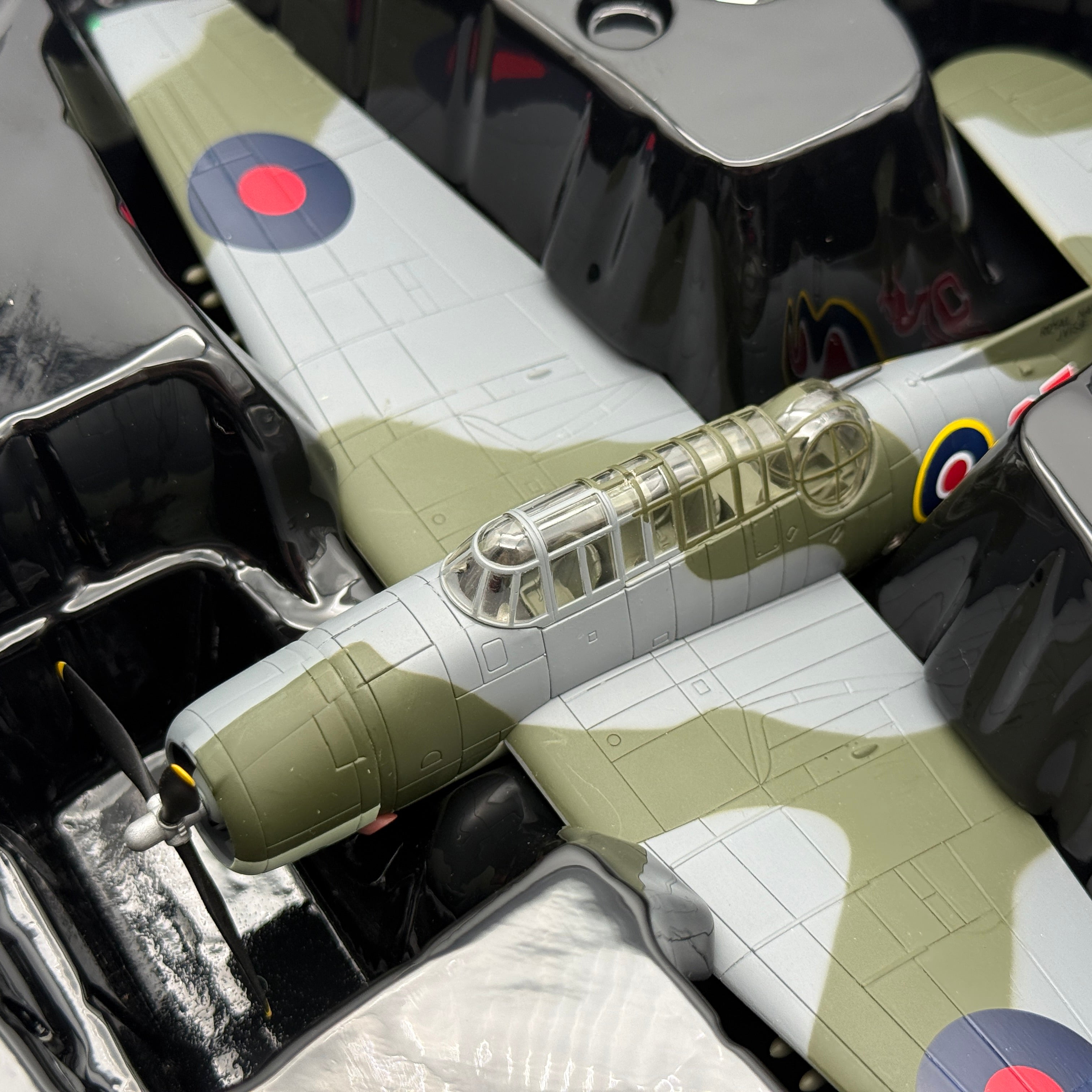 Corgi PR99415 1:72 Grumman Avenger Mk I JZ159 2F 852 NAS FAA HMS Nabob 1944