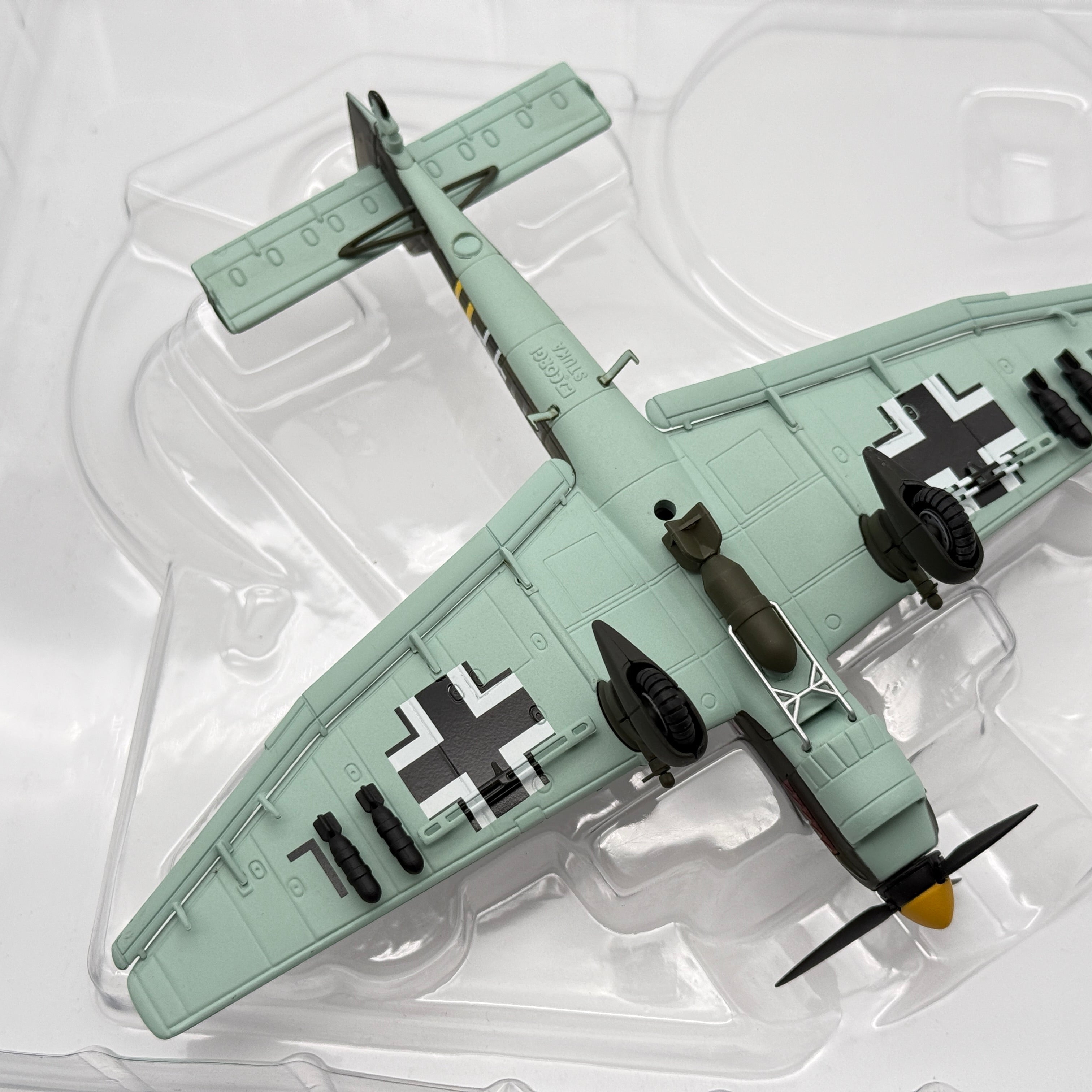 Corgi AA32501 1:72 Junkers Ju 87B-2 Stuka T6+HL 3./StG 2 Immelmann St Malo France August 1940