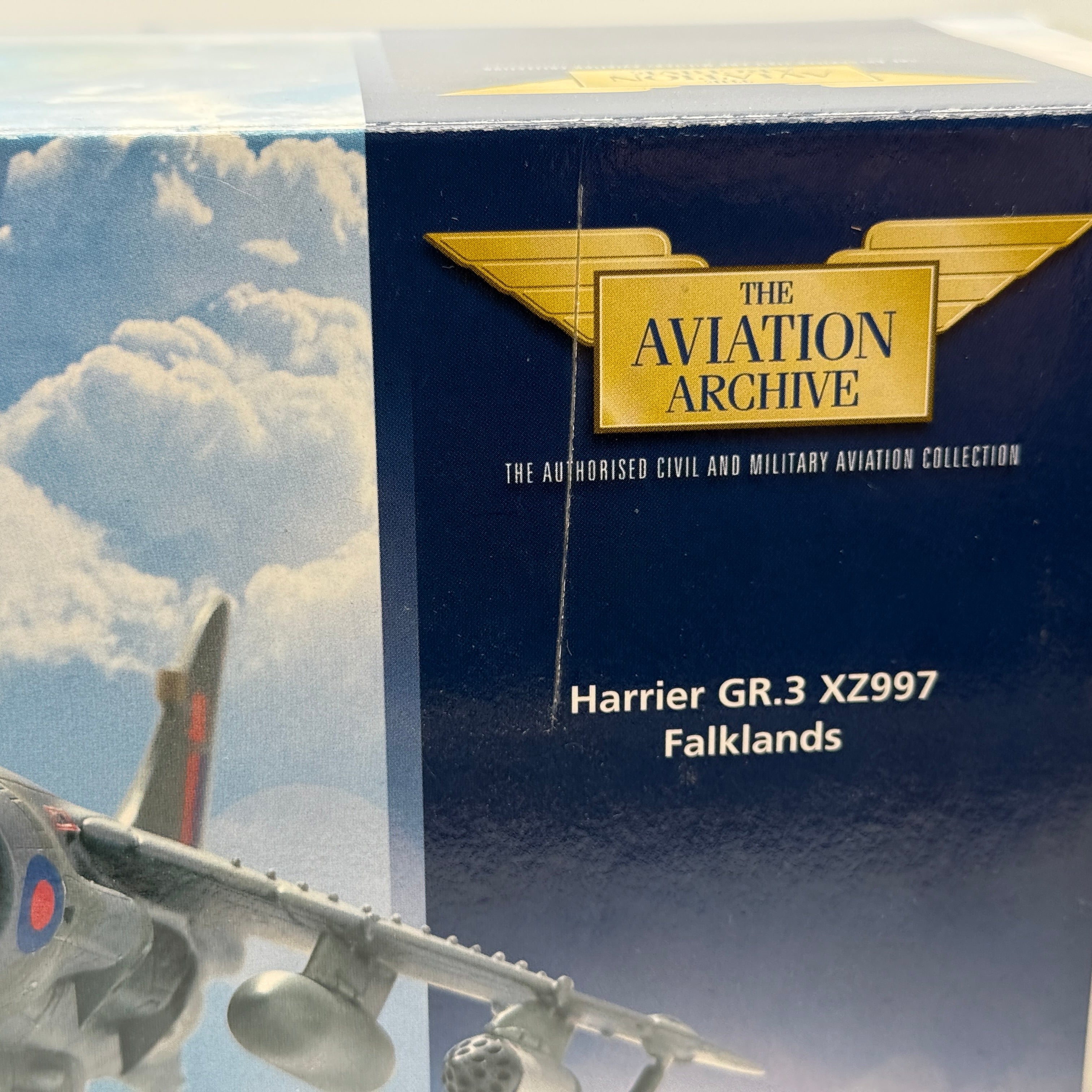 Corgi AA32401 1:72 BAe Harrier GR.3 XZ997 32 RAF No.1(F) Squadron Falklands 1982