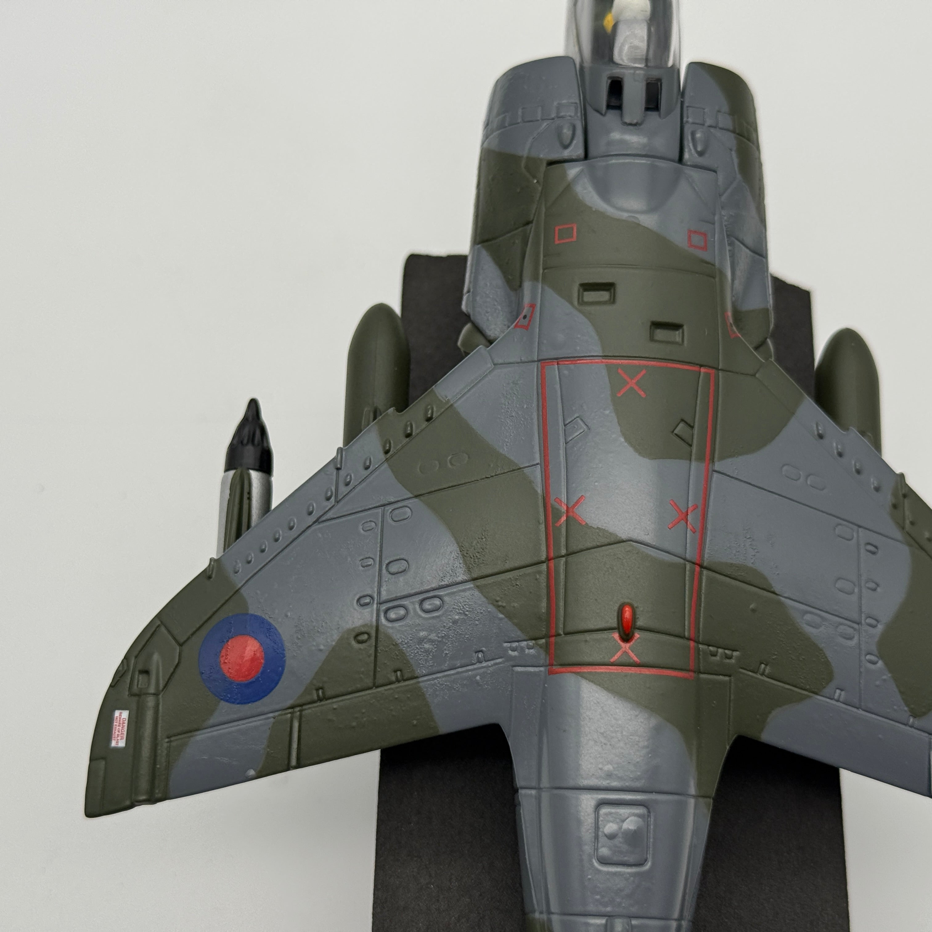Corgi AA32401 1:72 BAe Harrier GR.3 XZ997 32 RAF No.1(F) Squadron Falklands 1982