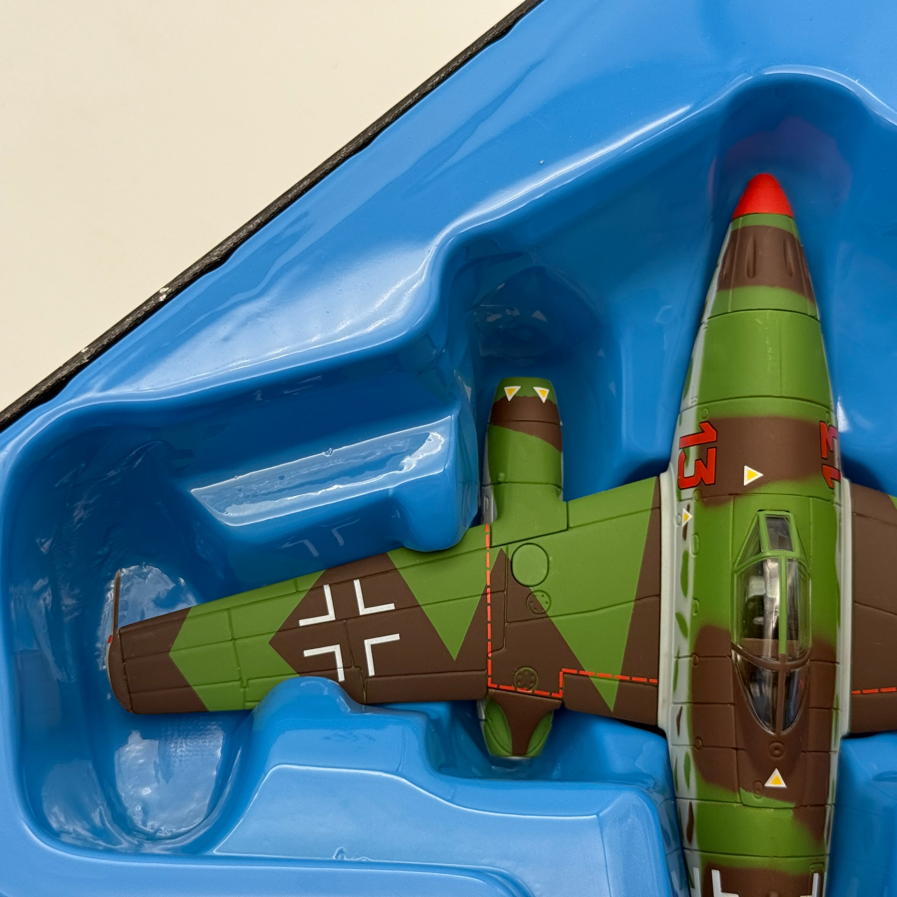 Corgi AA35703 1:72 Messerschmitt Me 262A-1a Red 13 Heinz Bär III./EJG 2 Lechfeld Germany 1945