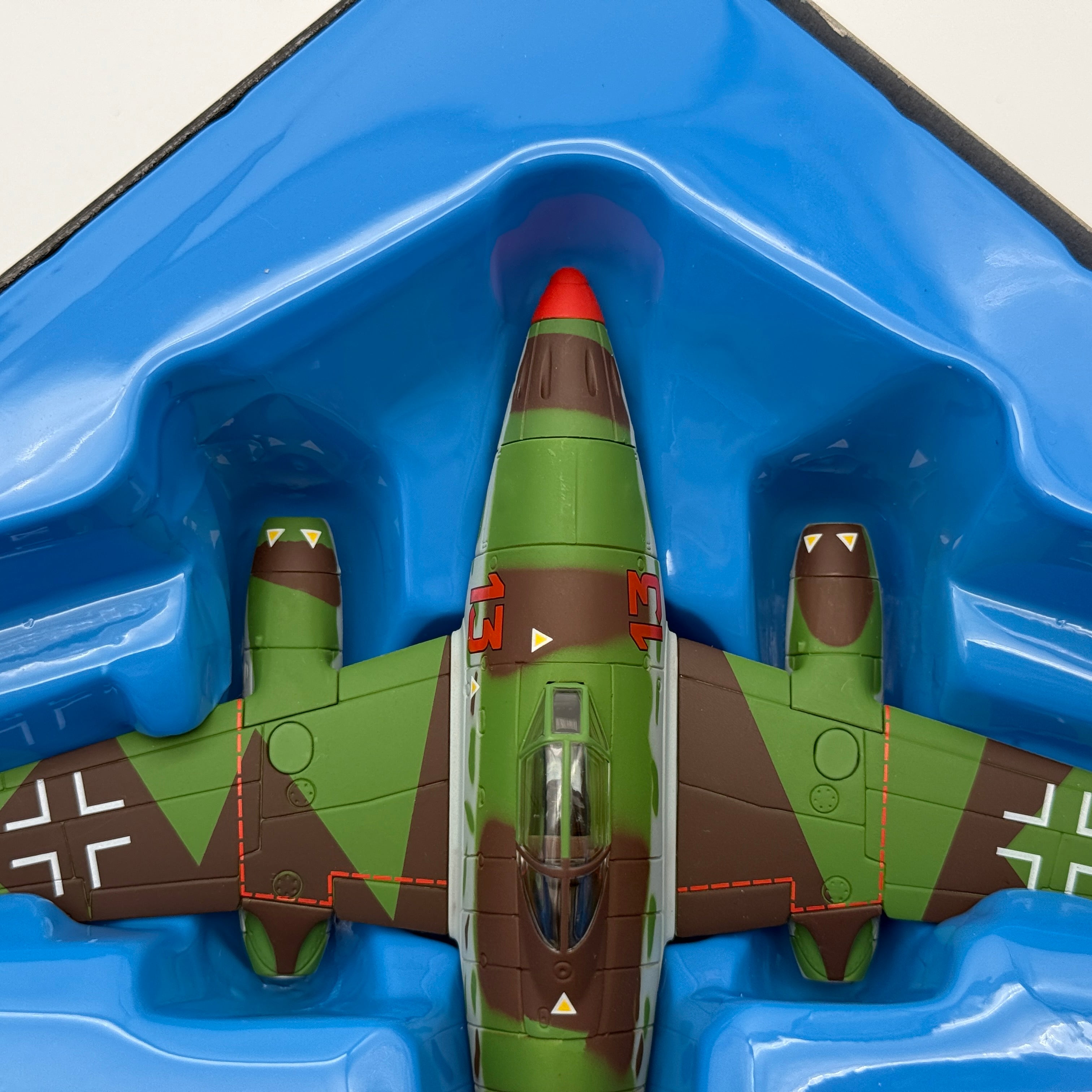 Corgi AA35703 1:72 Messerschmitt Me 262A-1a Red 13 Heinz Bär III./EJG 2 Lechfeld Germany 1945
