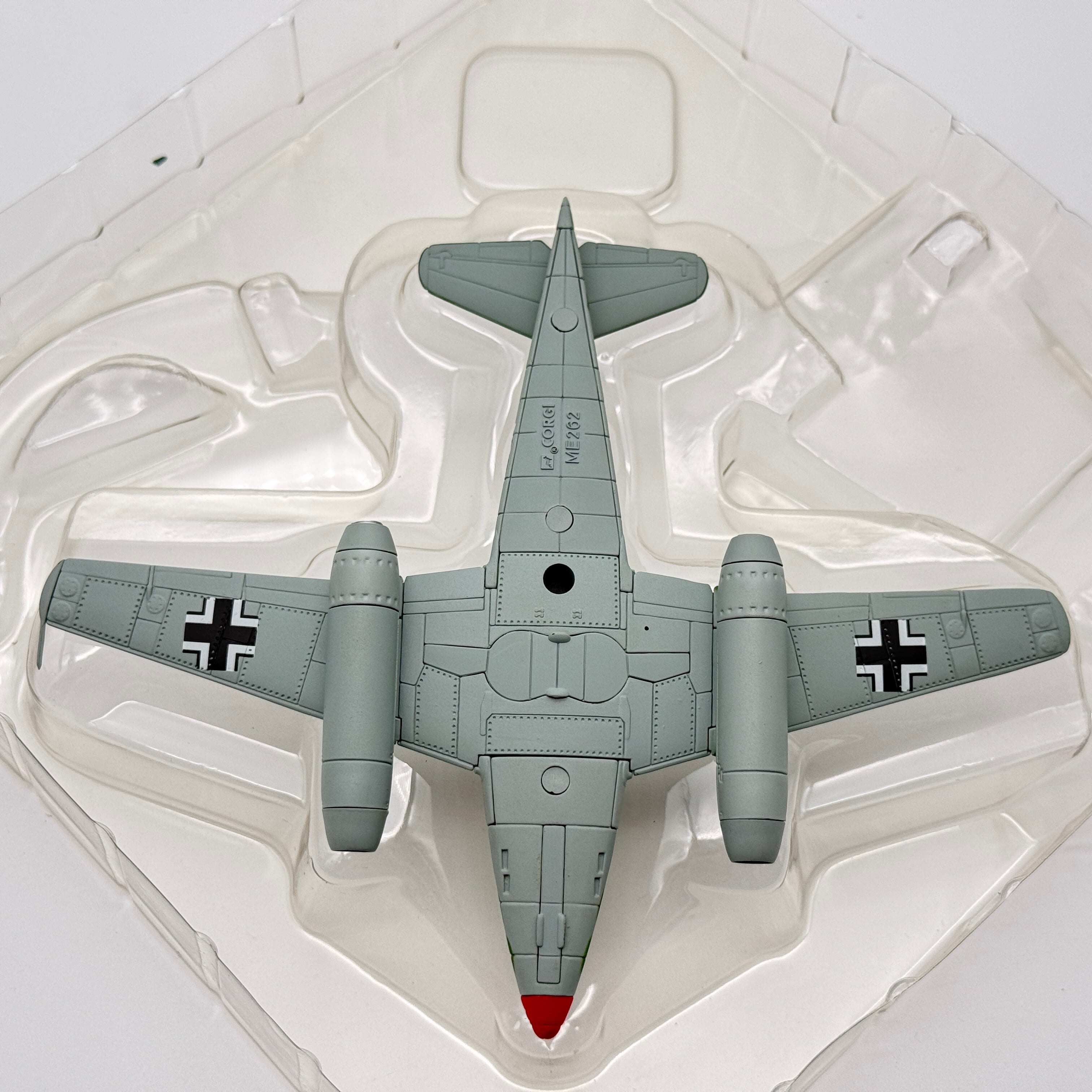 Corgi AA35703 1:72 Messerschmitt Me 262A-1a Red 13 Heinz Bär III./EJG 2 Lechfeld Germany 1945