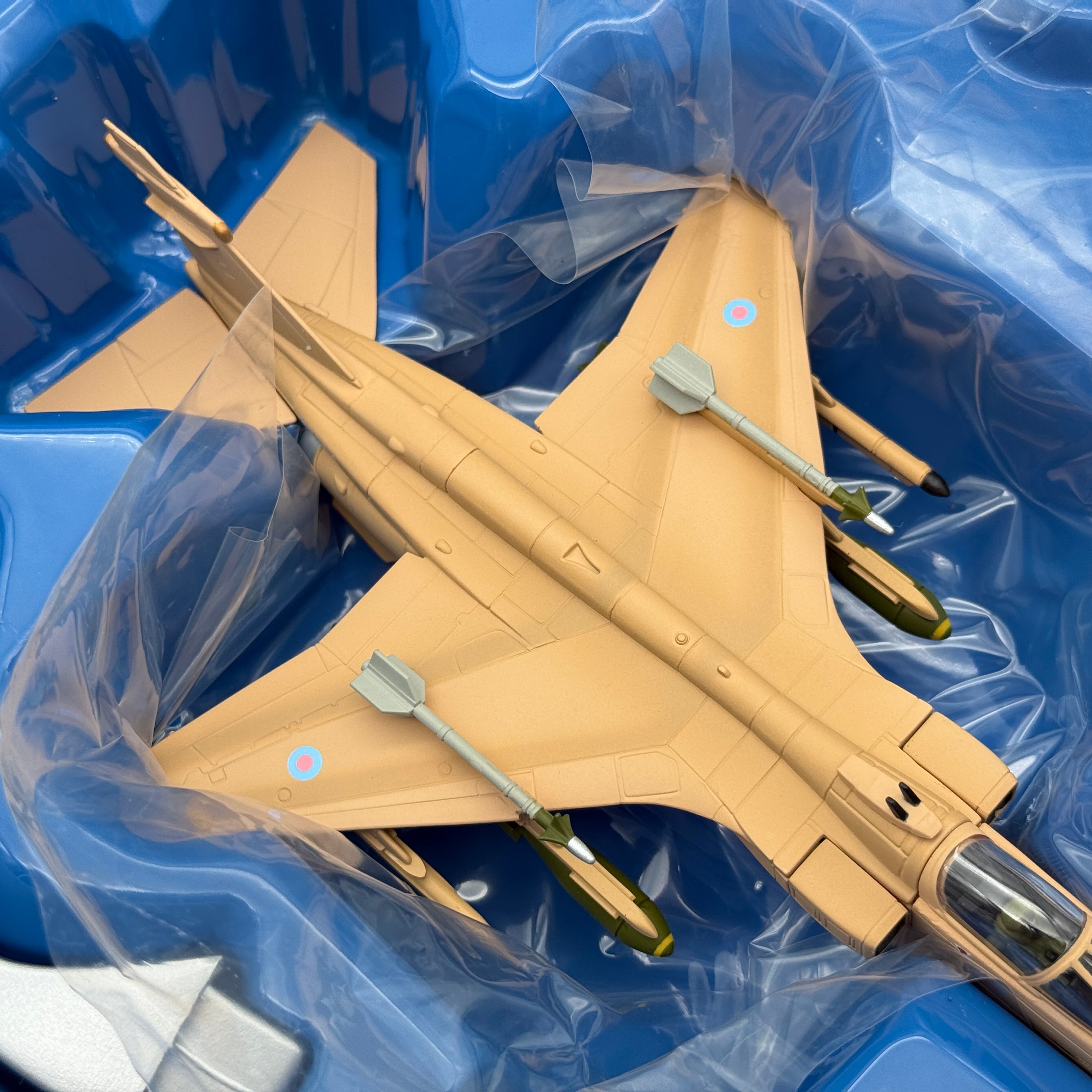 Corgi AA35402 1:72 SEPECAT Jaguar GR.Mk 1 XZ364 Sandman No.54 Sqn RAF Muharraq Operation Granby 1991