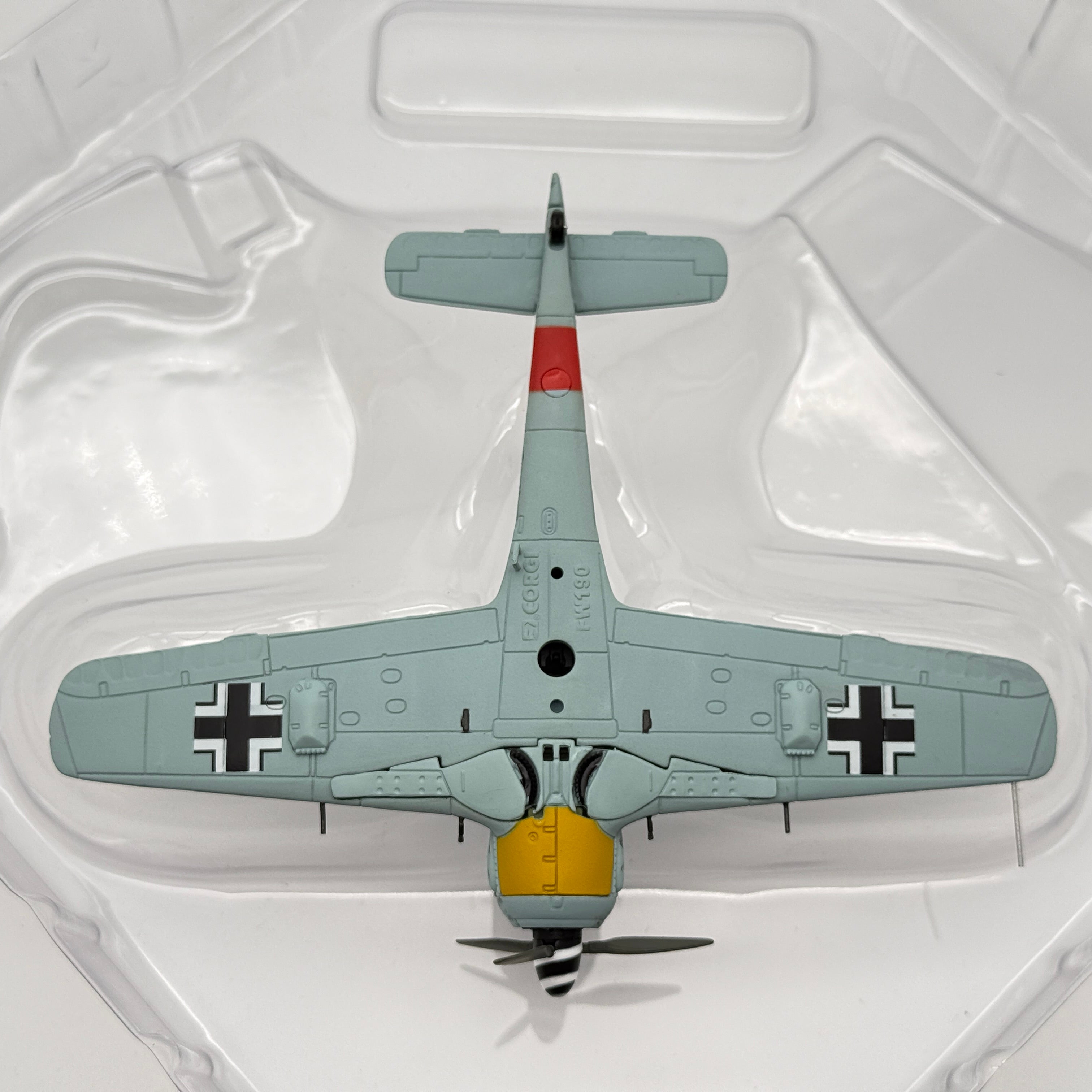 Corgi AA34314 1:72 Focke-Wulf Fw 190A-8 Blue 13 Walther Dahl JG 300 Jüterbog Germany November 1944