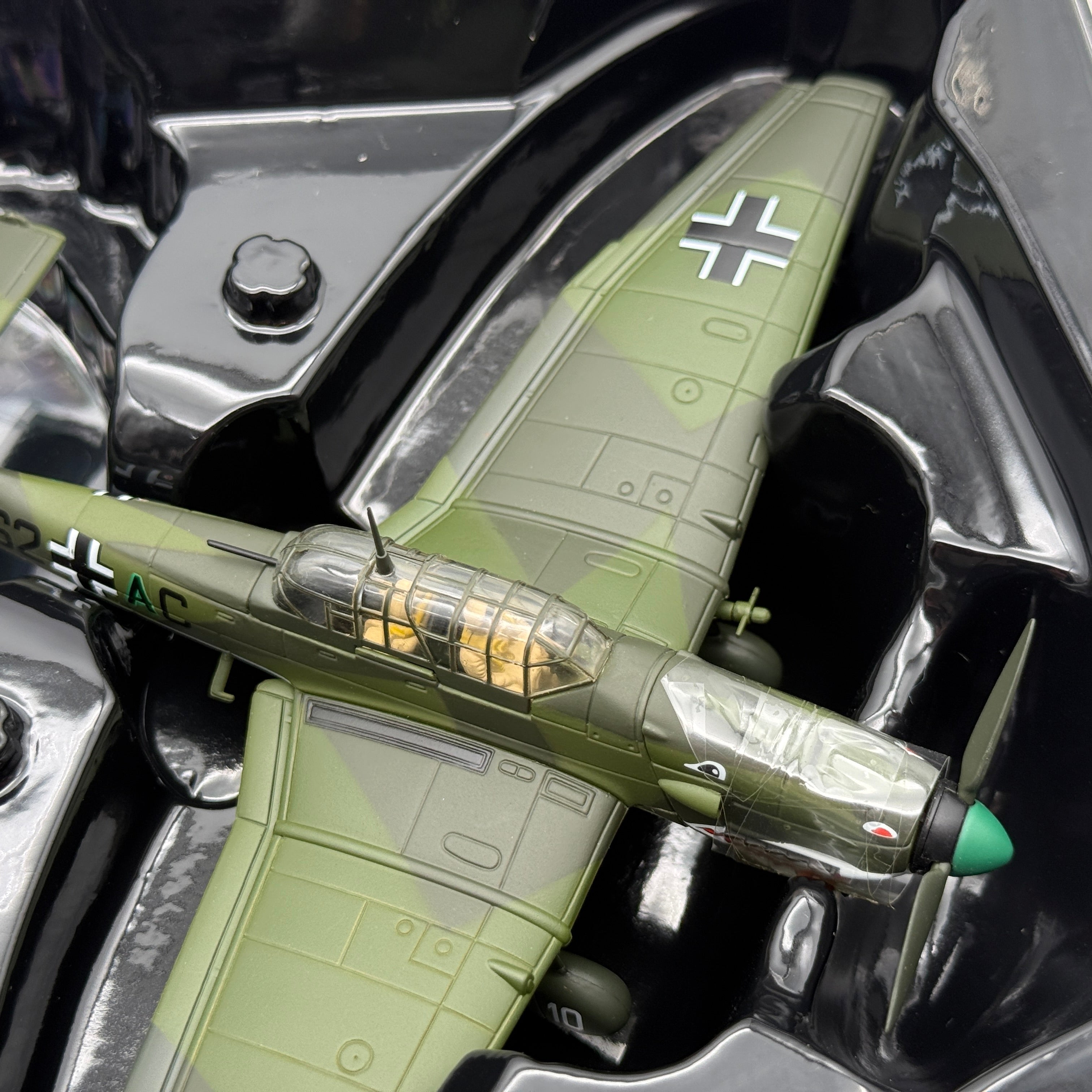 Corgi AA32515 1:72 Junkers Ju 87B-1 Stuka S2+AC Major Alfons Orthofer Stab II./StG 77 Breslau 1939