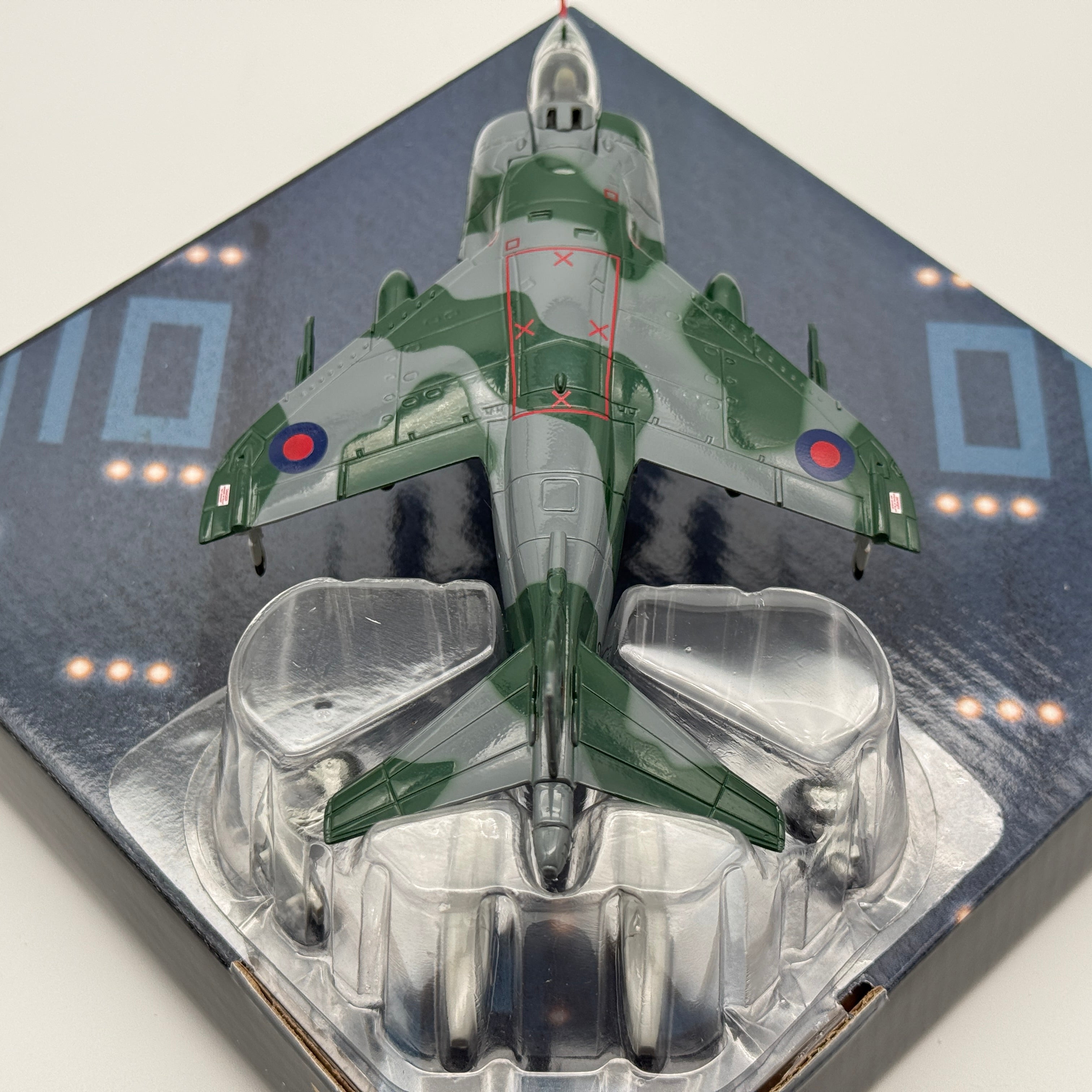 Corgi AA32409 1:72 BAe Harrier GR.1 XV762 RAF No.233 OCU Wittering 1971
