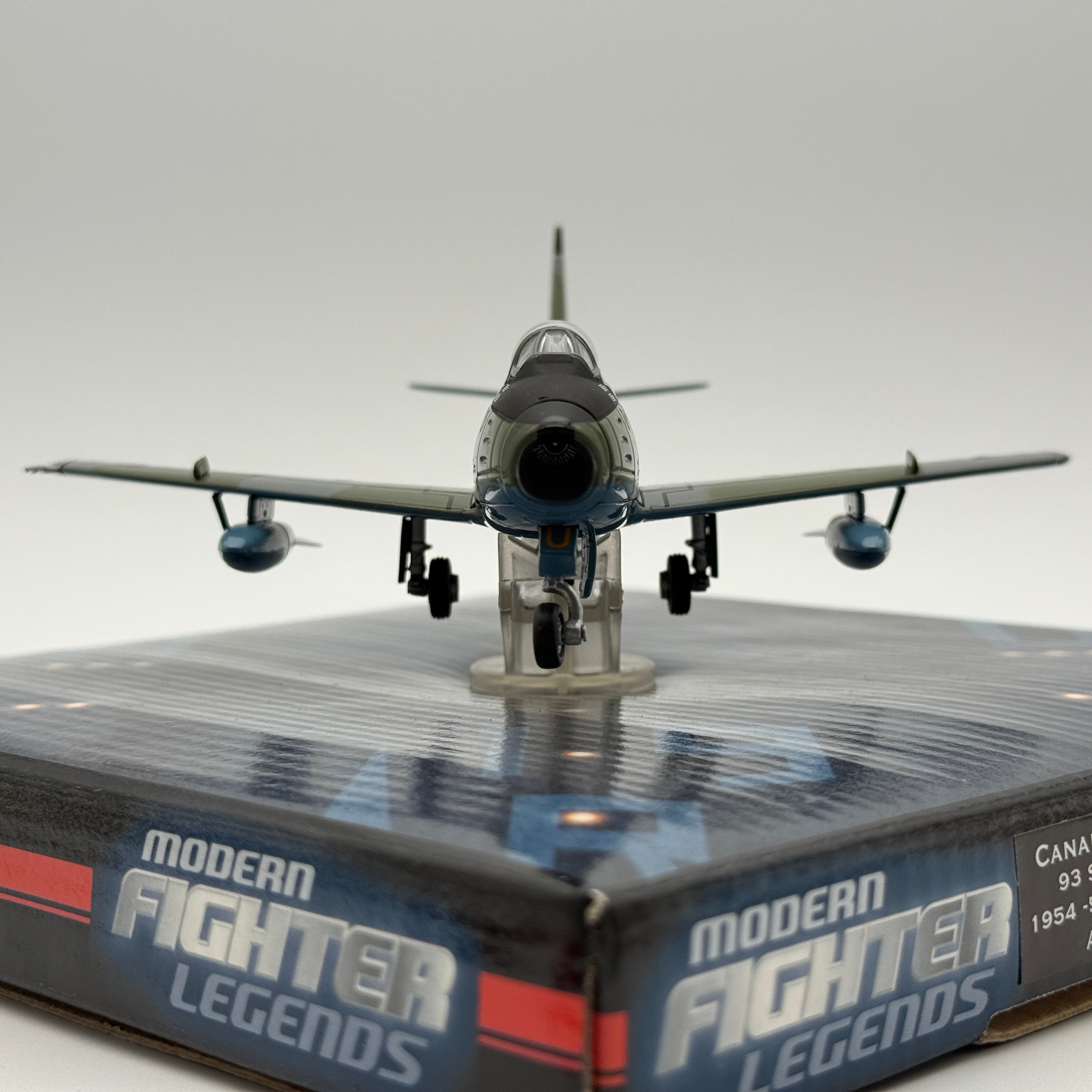 Corgi AA35805 1:72 Canadair Sabre Mk.4 XB812 RAF No.93 Sqn Jever 1954