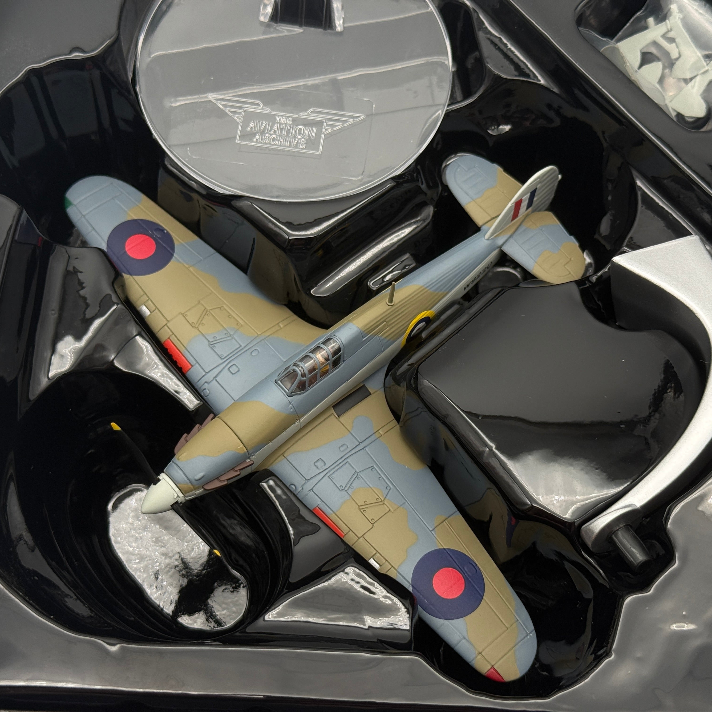 Corgi AA32017 1:72 Sea Hurricane Mk.IB W9220 Dickie Cork 880 NAS 1941