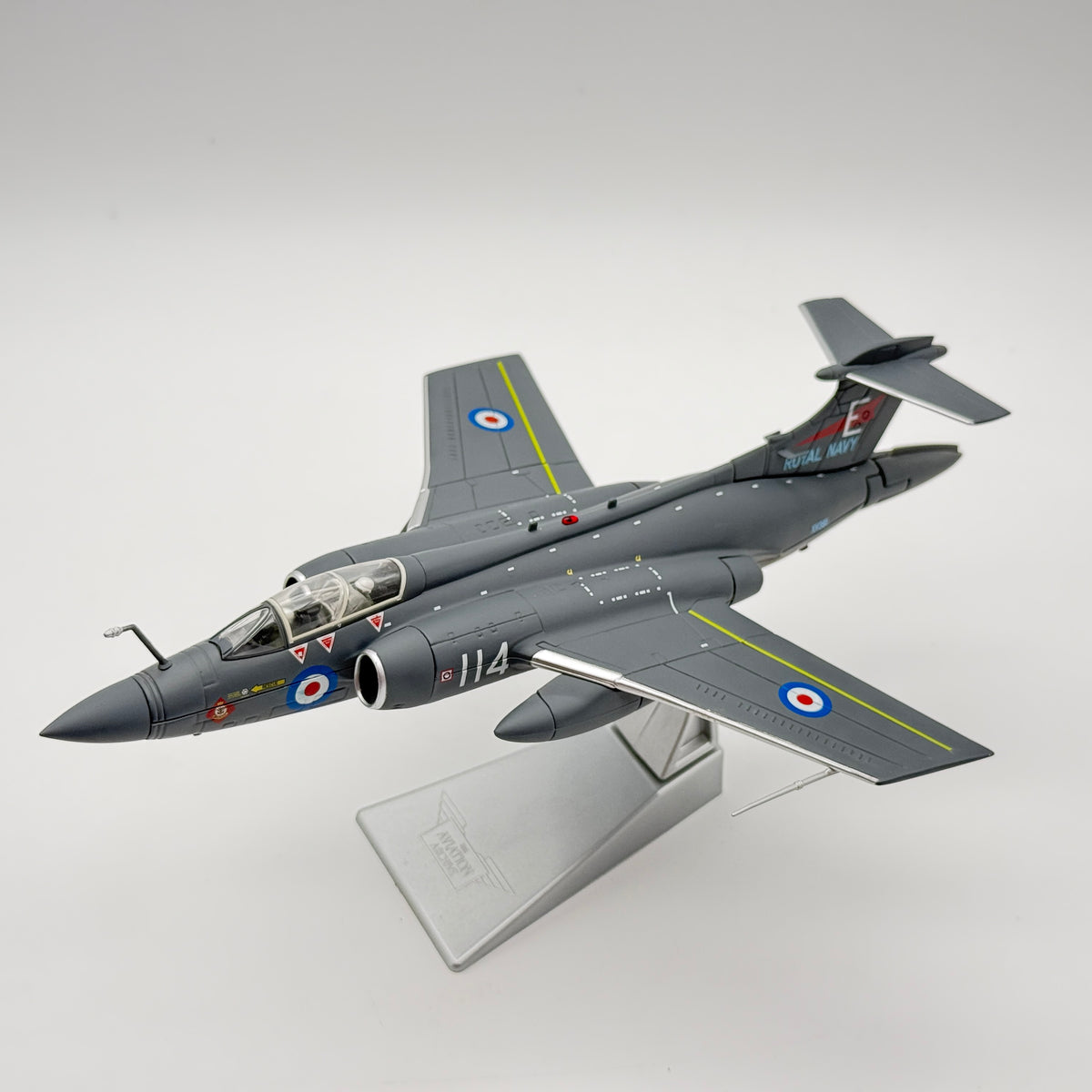 Corgi AA34111 1:72 Blackburn Buccaneer S.2 XV361 800 NAS HMS Eagle 1971