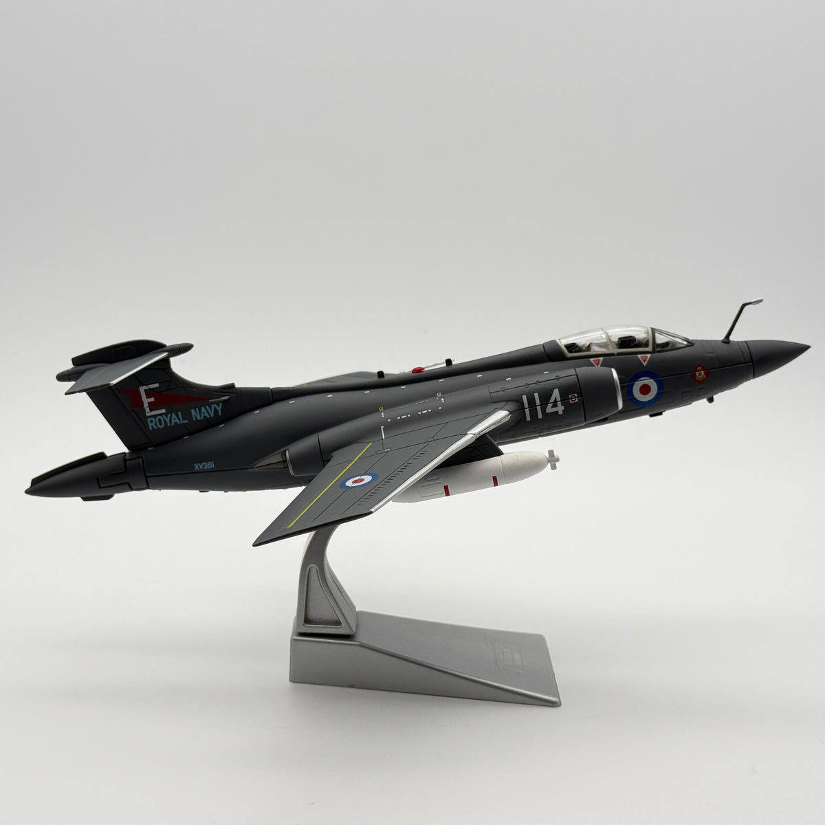 Corgi AA34111 1:72 Blackburn Buccaneer S.2 XV361 800 NAS HMS Eagle 1971