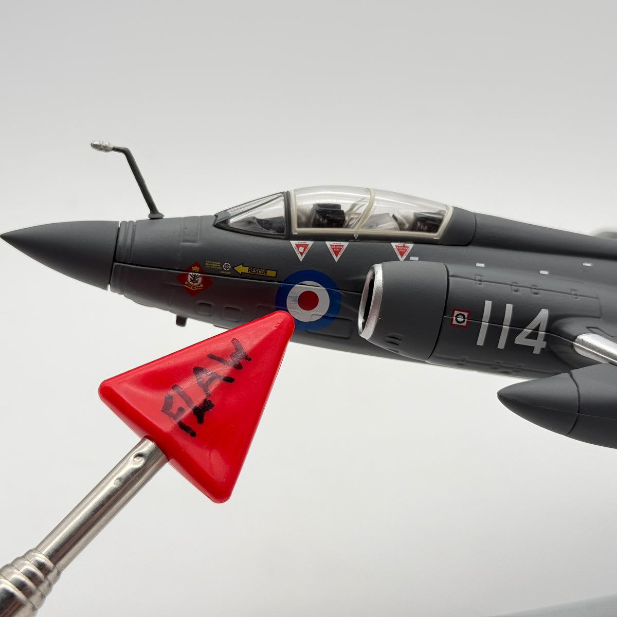 Corgi AA34111 1:72 Blackburn Buccaneer S.2 XV361 800 NAS HMS Eagle 1971