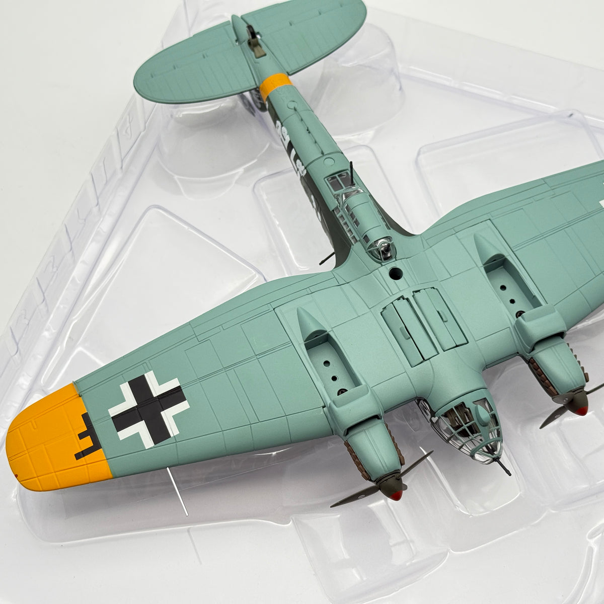 Corgi AA33718 1:72 Heinkel He 111H-6 A1+FN Lt Erich Horn 5./KG53 1942 *ISSUES*