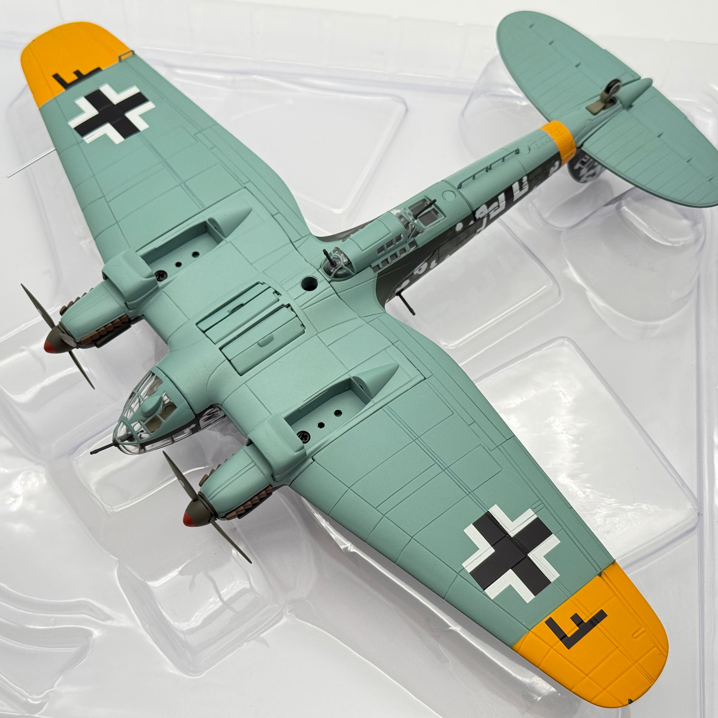 Corgi AA33718 1:72 Heinkel He 111H-6 A1+FN *ISSUES*