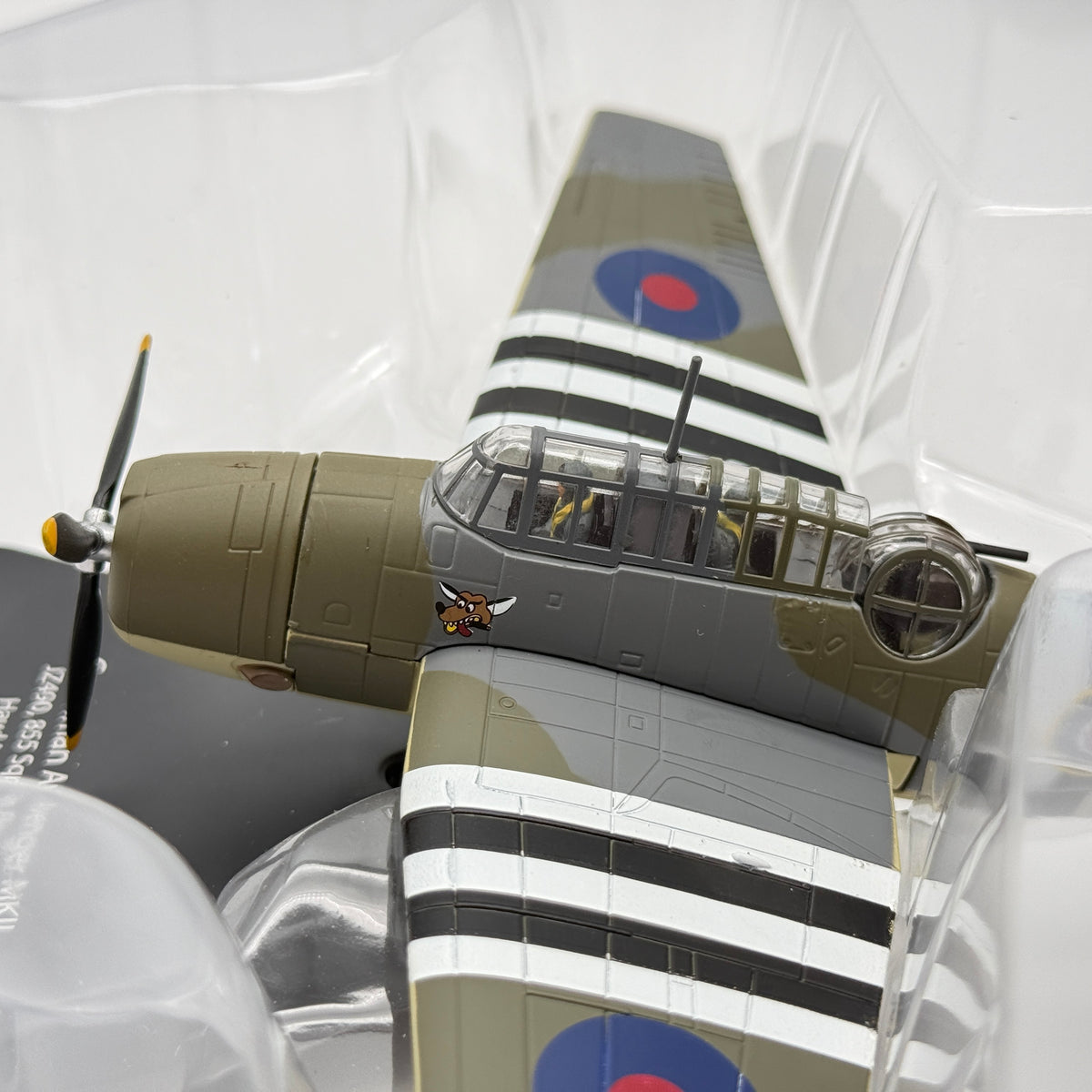 Oxford Diecast AC099 1:72 Grumman Avenger Mk II J2490 855 NAS Hawkinge 1944