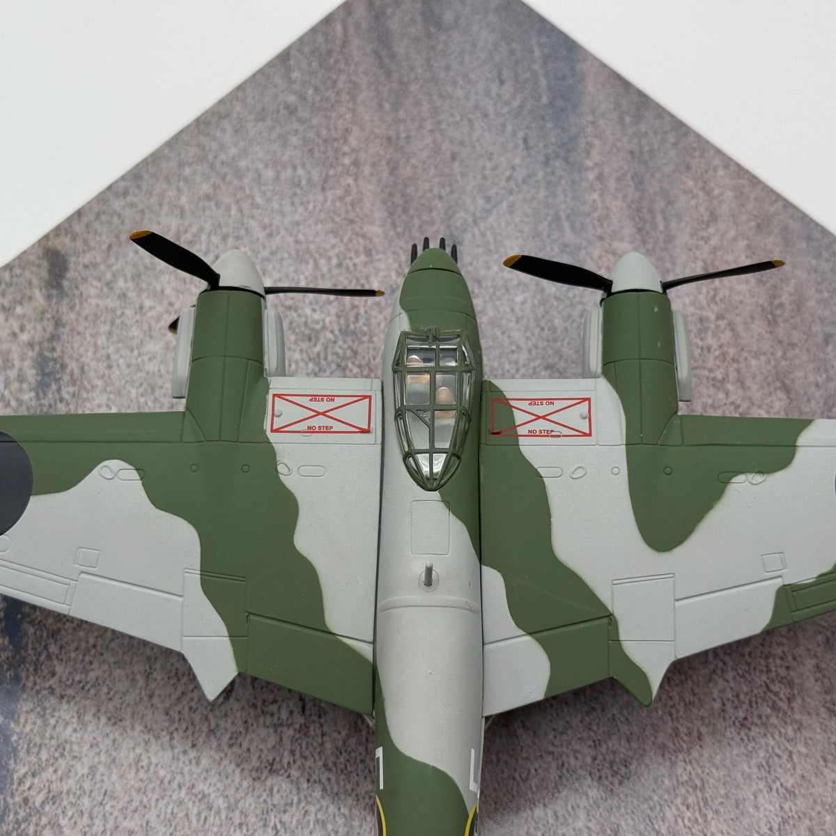Corgi AA32810 1:72 Mosquito FB.VI HX922 EG-F Percy Pickard Operation Jericho