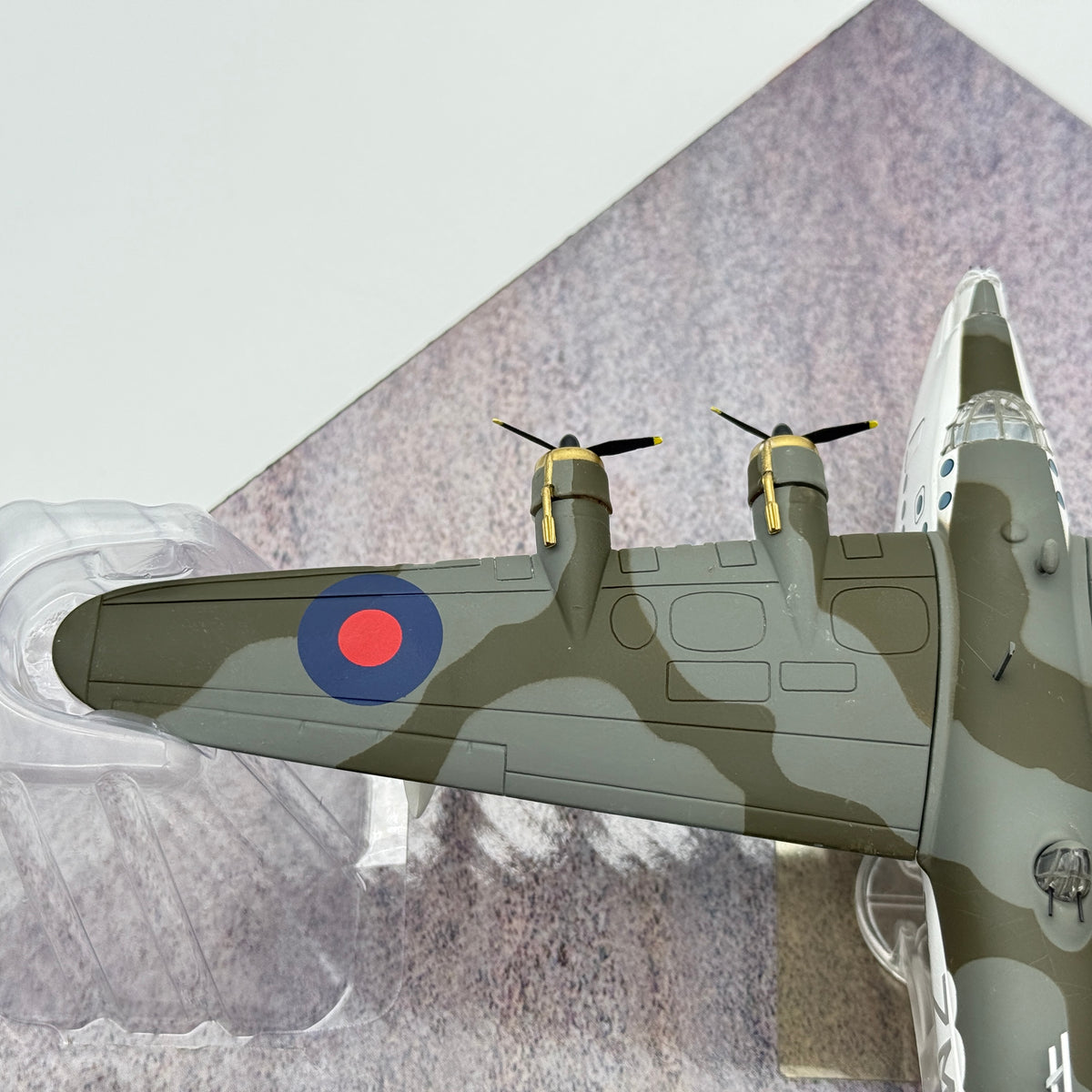 Corgi AA31705 1:144 Short Sunderland Mk II W6055 ZM-R 201 Sqn 1942 *ISSUES*