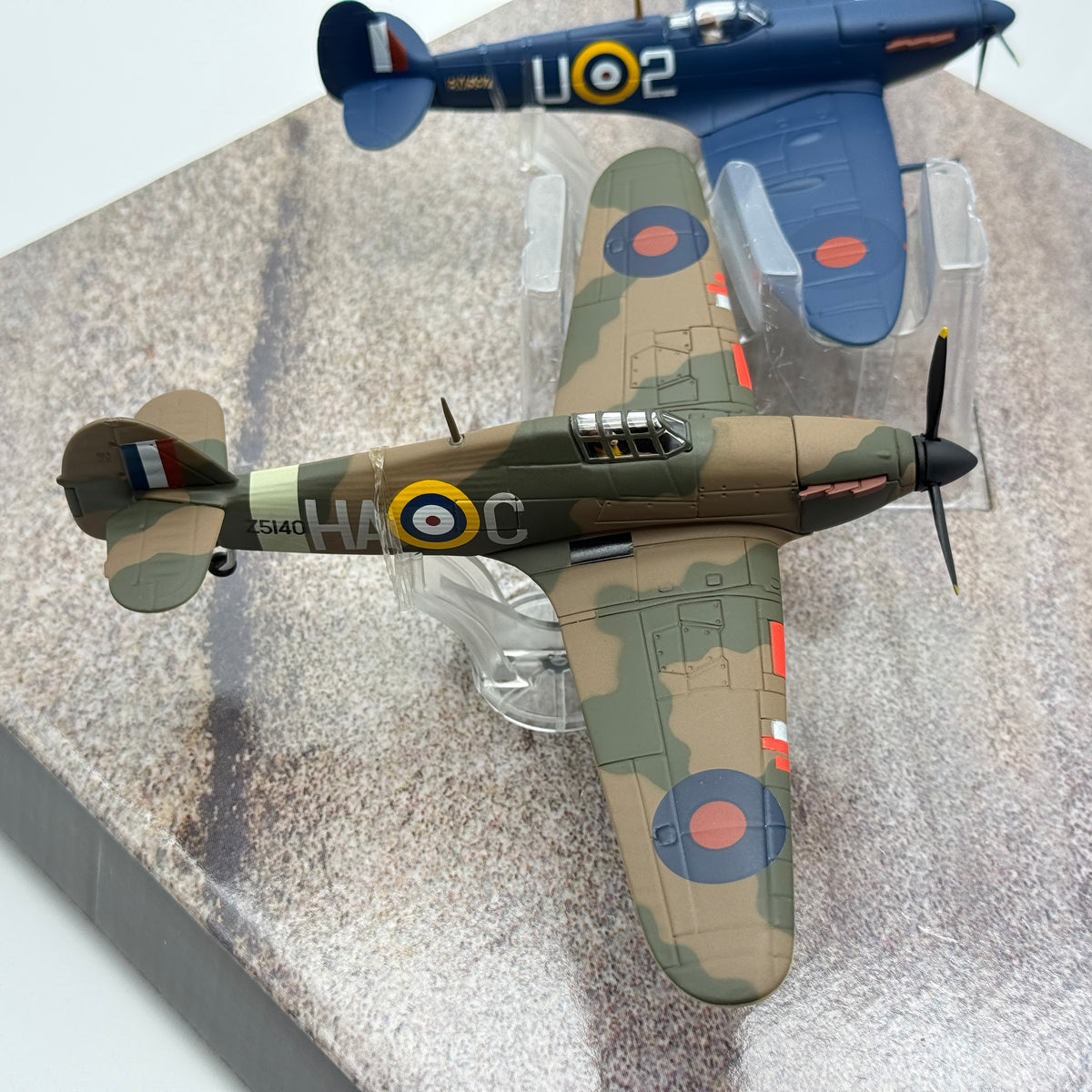 Corgi AA99182 1:72 Merlins Over Malta Spitfire Mk.Vb and Hurricane Mk.XIIa Set