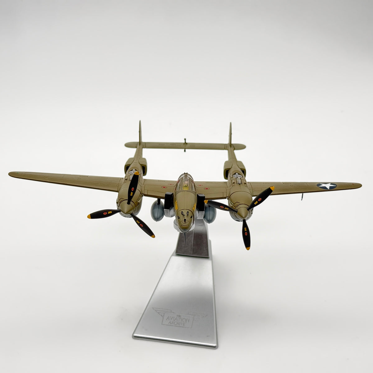Corgi AA36615 1:72 P-38G Lightning Miss Virginia Operation Vengeance 1943 USAAF