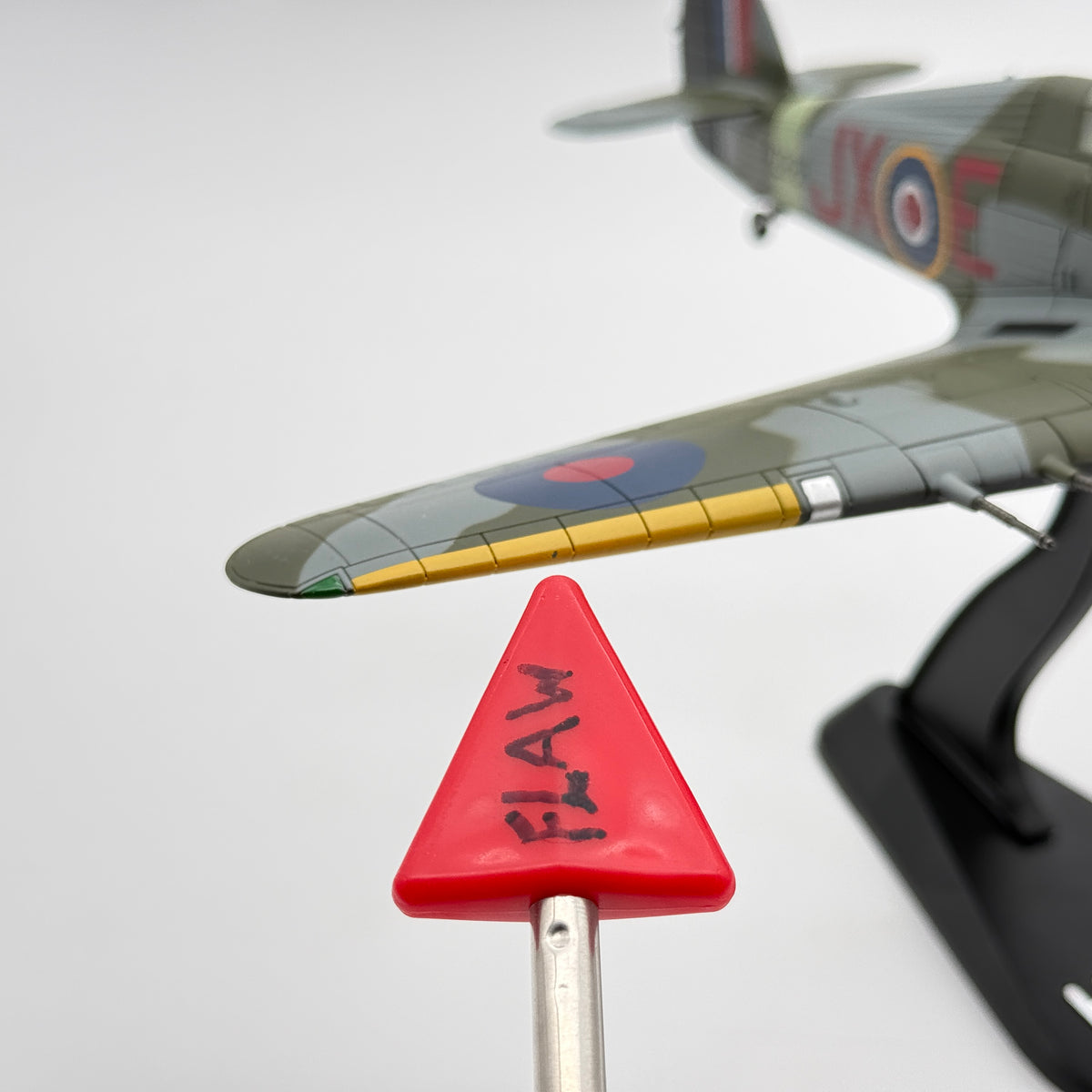 Hobby Master HA8652 1:48 Hawker Hurricane IIc PZ865 JX-E Night Reaper RAF BBMF