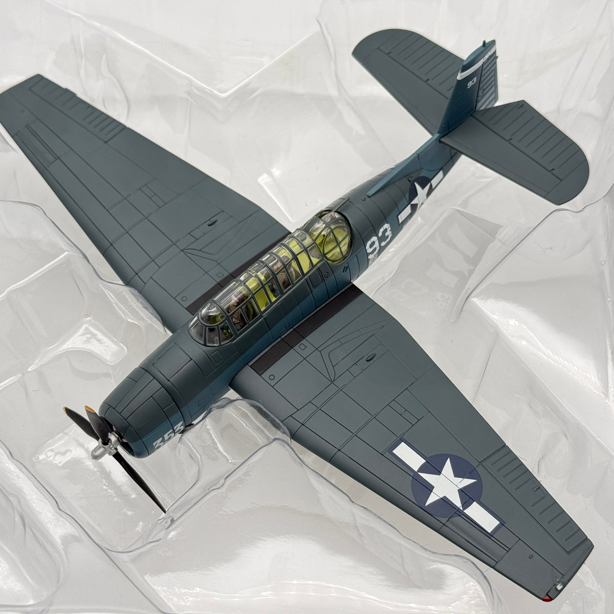 Hobby Master HA1222 1:72 TBF-1C Avenger White 93 VT-15 USS Essex 1944 *ISSUES*