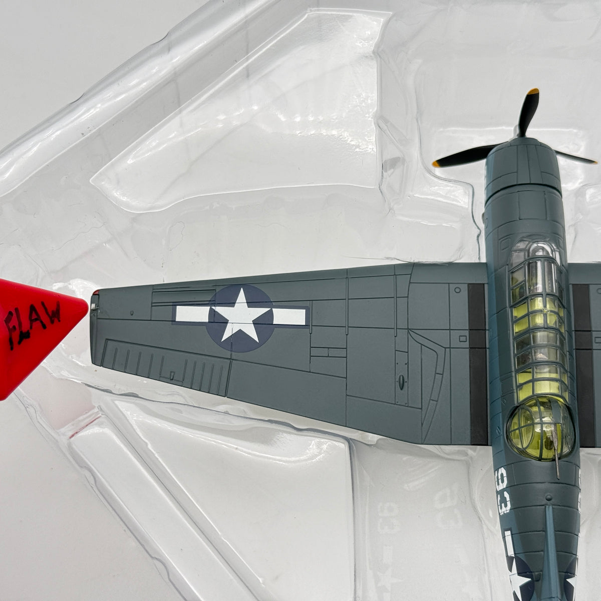 Hobby Master HA1222 1:72 TBF-1C Avenger White 93 VT-15 USS Essex 1944 *ISSUES*