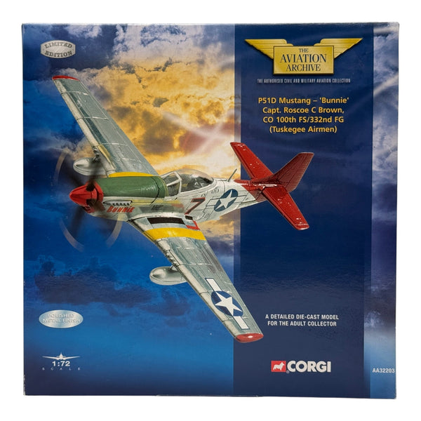 Corgi AA32203 1:72 P-51D Mustang Bunnie Roscoe Brown Tuskegee Airmen Italy 1945