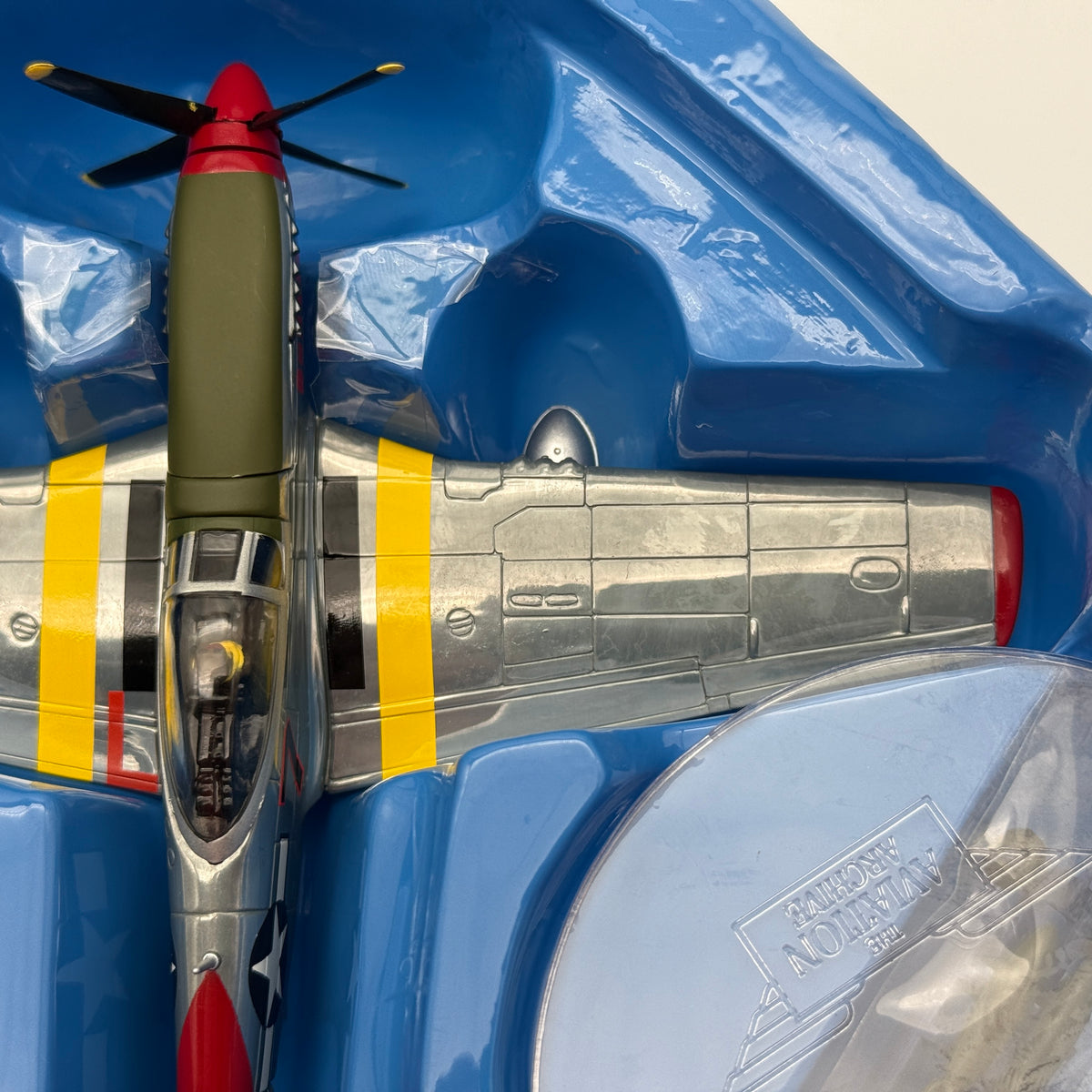 Corgi AA32203 1:72 P-51D Mustang Bunnie Roscoe Brown Tuskegee Airmen Italy 1945