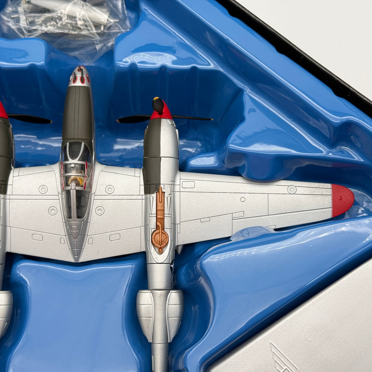 Corgi AA36601 1:72 Lockheed P-38J Lightning USAAF 49th FG 9th FS 42-103993 Marge Richard Bong New Guinea 1942