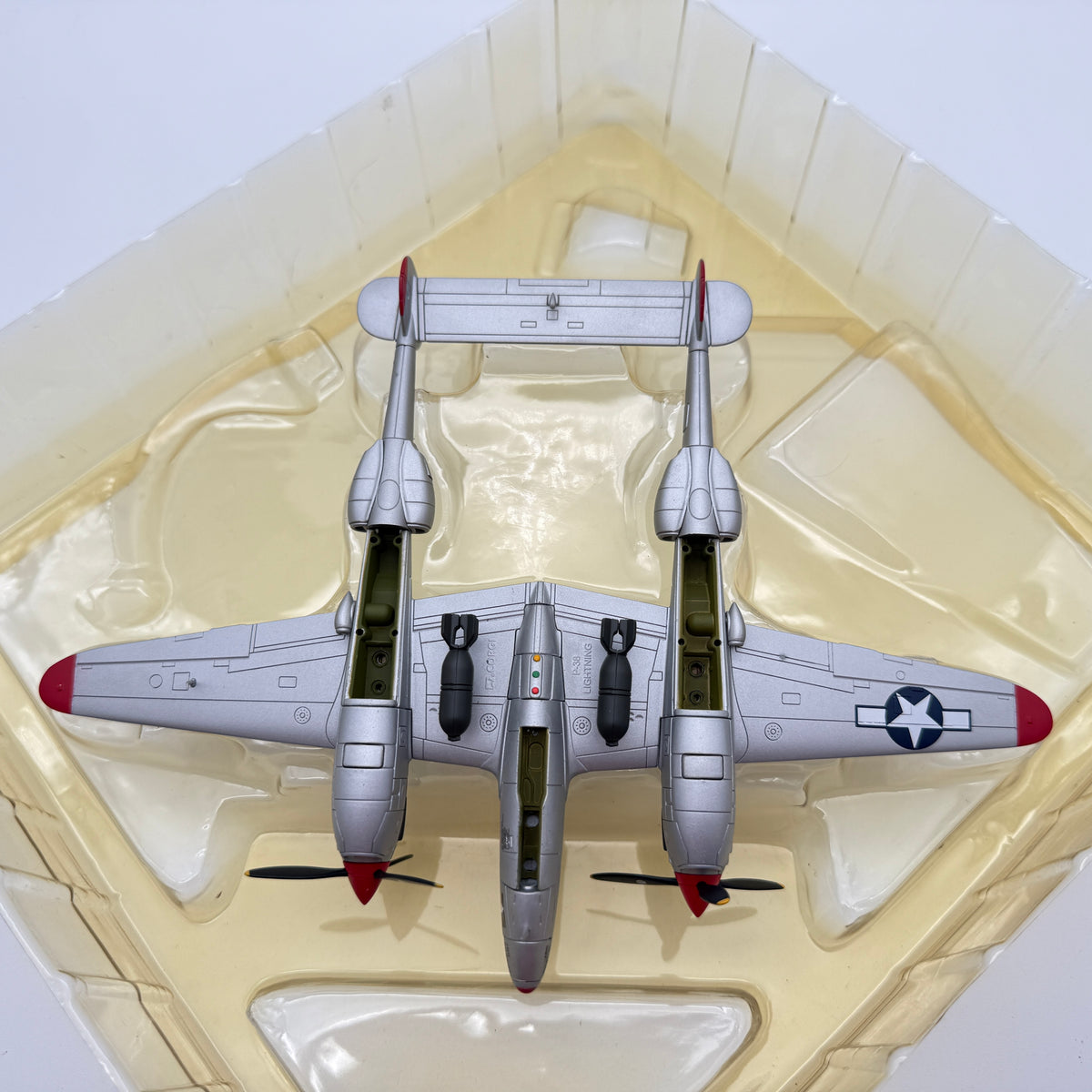 Corgi AA36601 1:72 Lockheed P-38J Lightning USAAF 49th FG 9th FS 42-103993 Marge Richard Bong New Guinea 1942