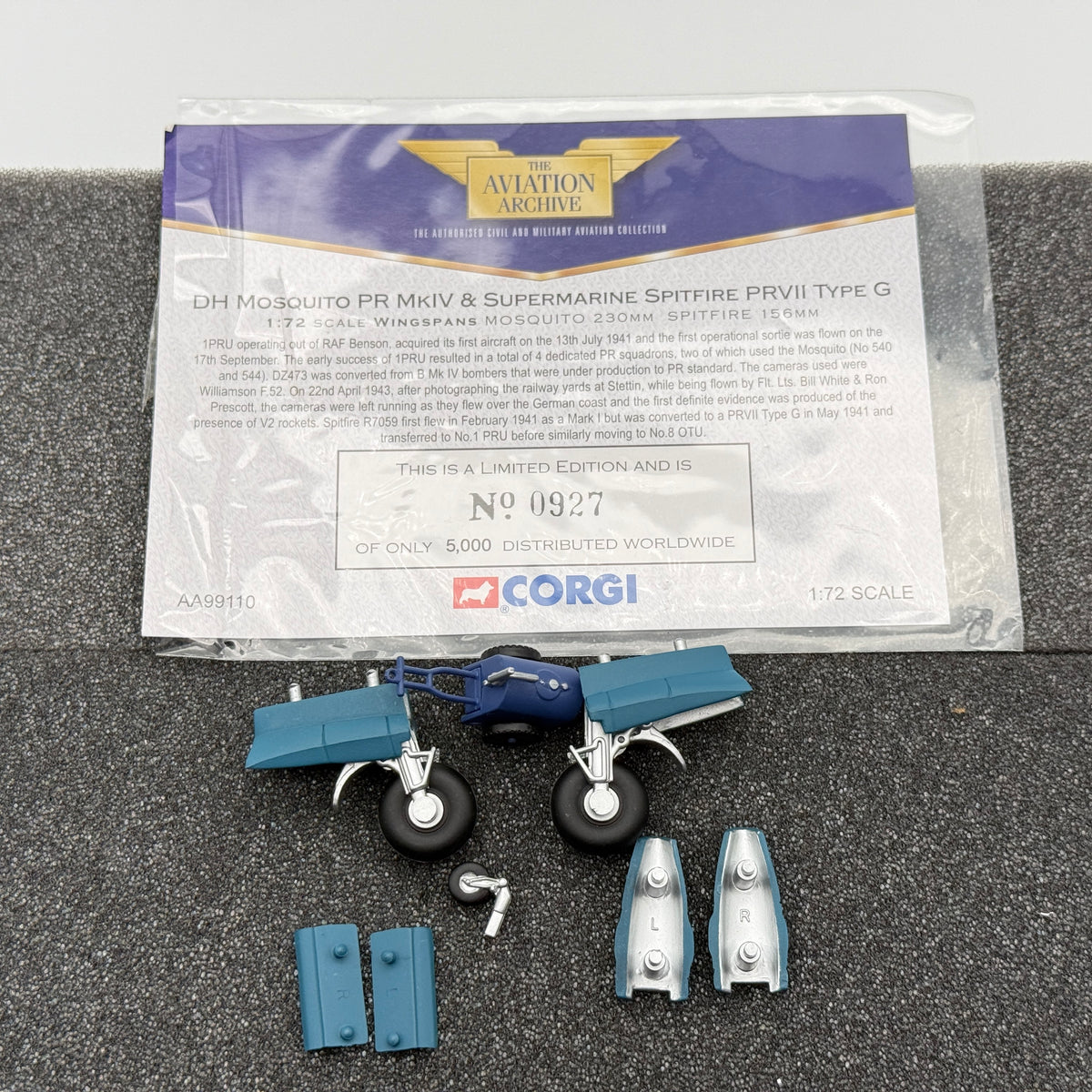 Corgi AA99110 1:72 Mosquito & Spitfire RAF No. 1 PRU Reconnaissance Set Benson