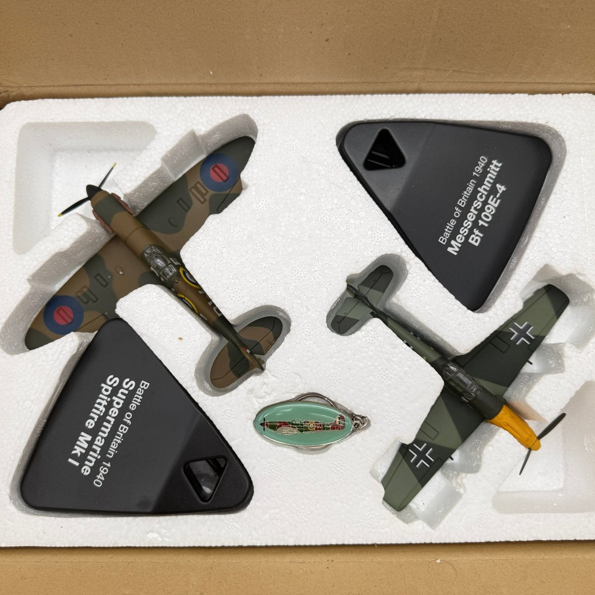Atlas Editions 3909301 1:72 Battle of Britain 1940 Spitfire Mk I & Bf 109E - 4 Set - Atlas Editions