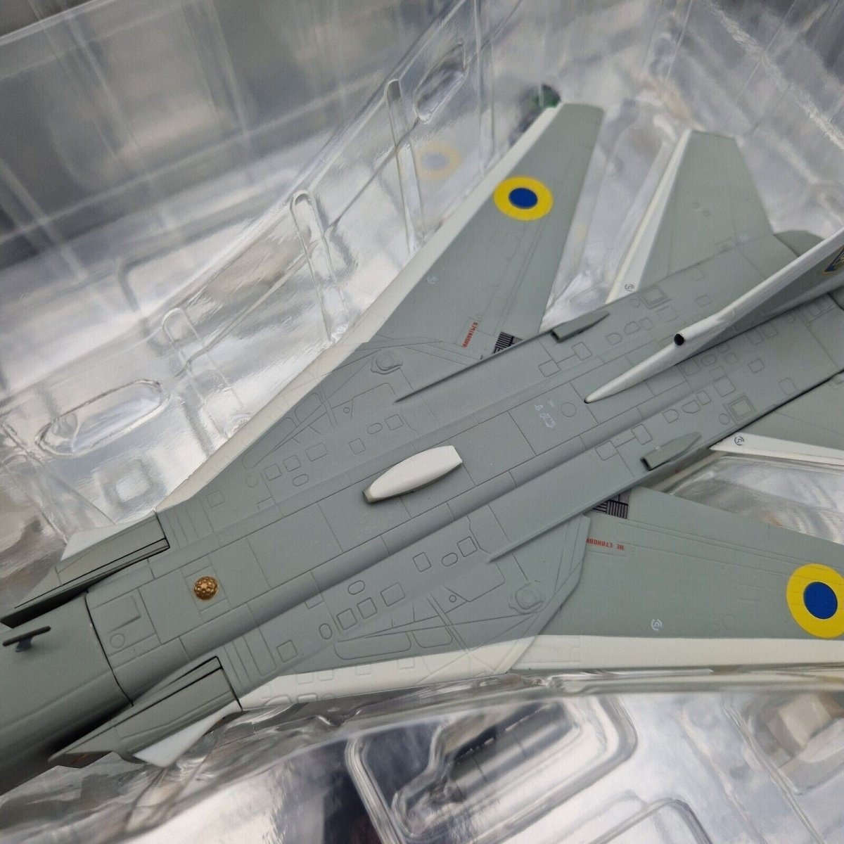 Calibre Wings 1:72 SU - 24MR “35 Yellow” Ukrainian AF CA722410 - Calibre Wings
