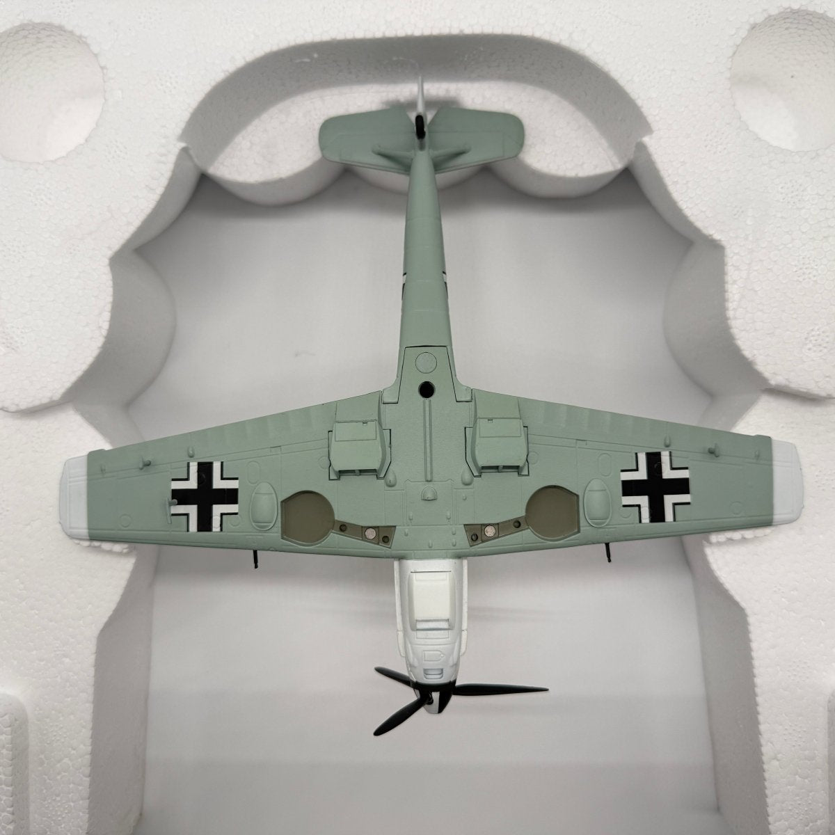 Carousel 1 7103 1:48 Messerschmitt Bf 109E Franz von Werra JG 3 - Carousel 1