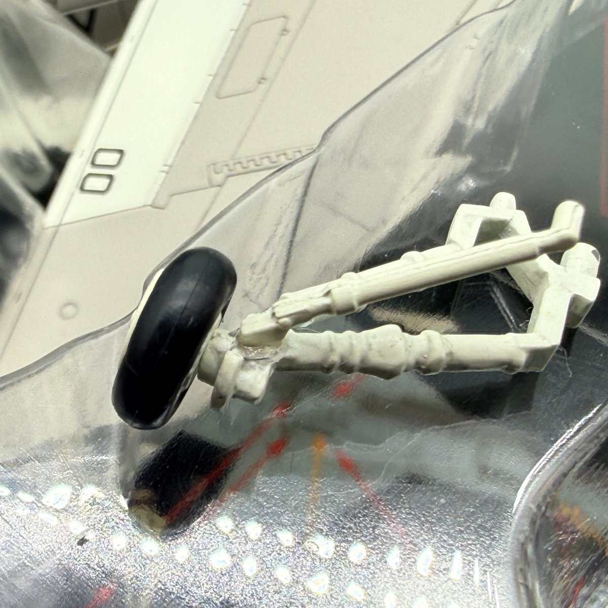 Century Wings 601499 1:72 Vought F - 8E Crusader VF - 162 USS Oriskany 1966 - Century Wings