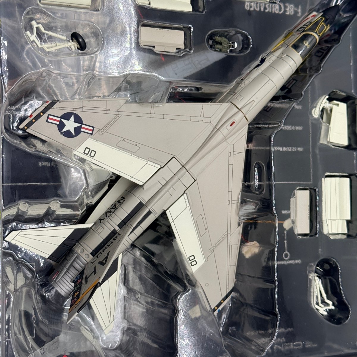 Century Wings 601499 1:72 Vought F - 8E Crusader VF - 162 USS Oriskany 1966 - Century Wings