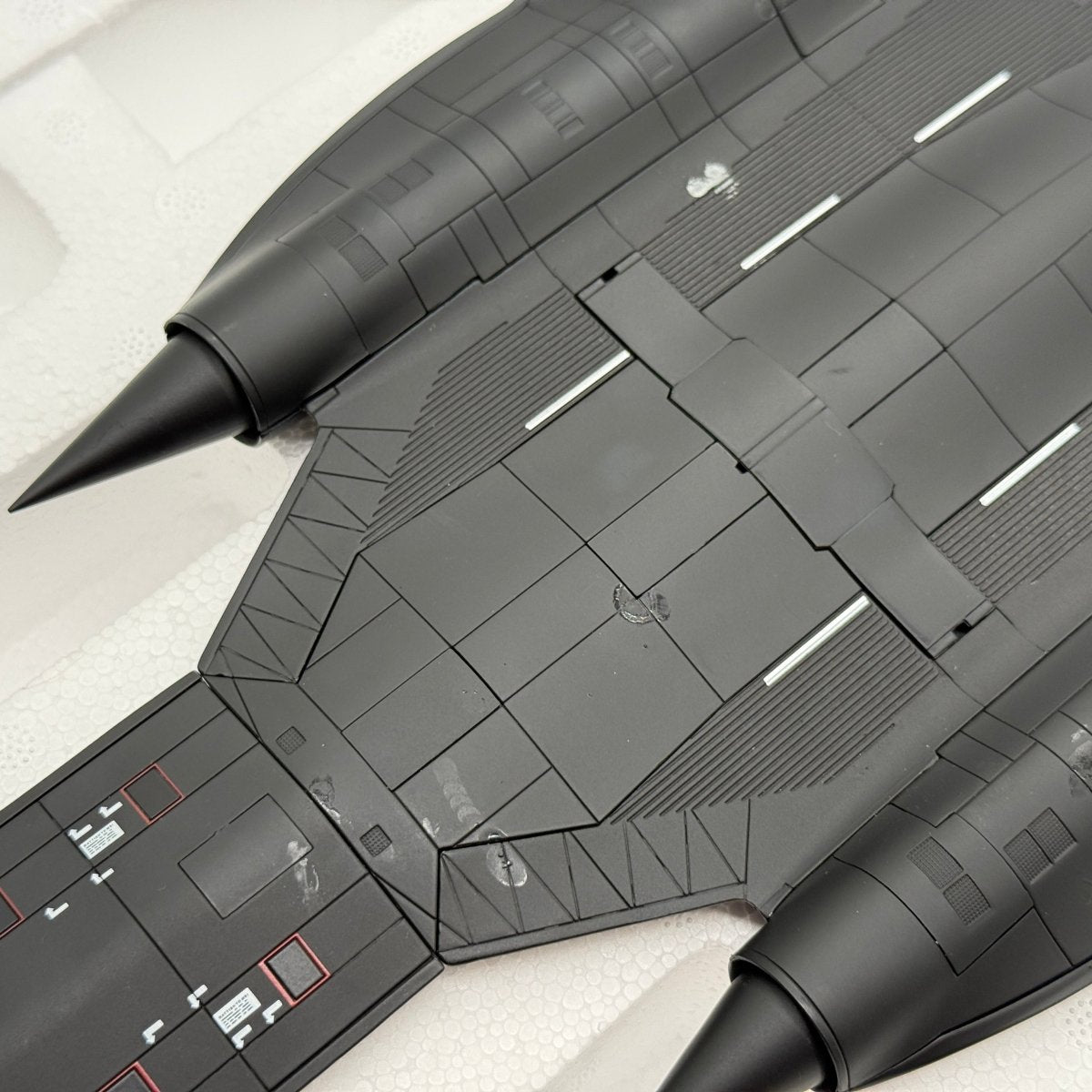Century Wings CW001634 1:72 Lockheed SR-71A Blackbird 61-7971 USAF 9th RW Det.2 Edwards AFB 1997 - Century Wings