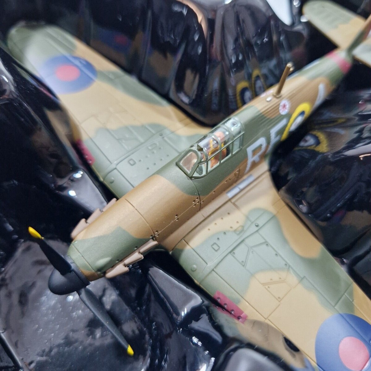 Corgi Aviation Archive 1:72 Hawker Hurricane 303 Polish Squadron September 1940 AA27602 - Corgi