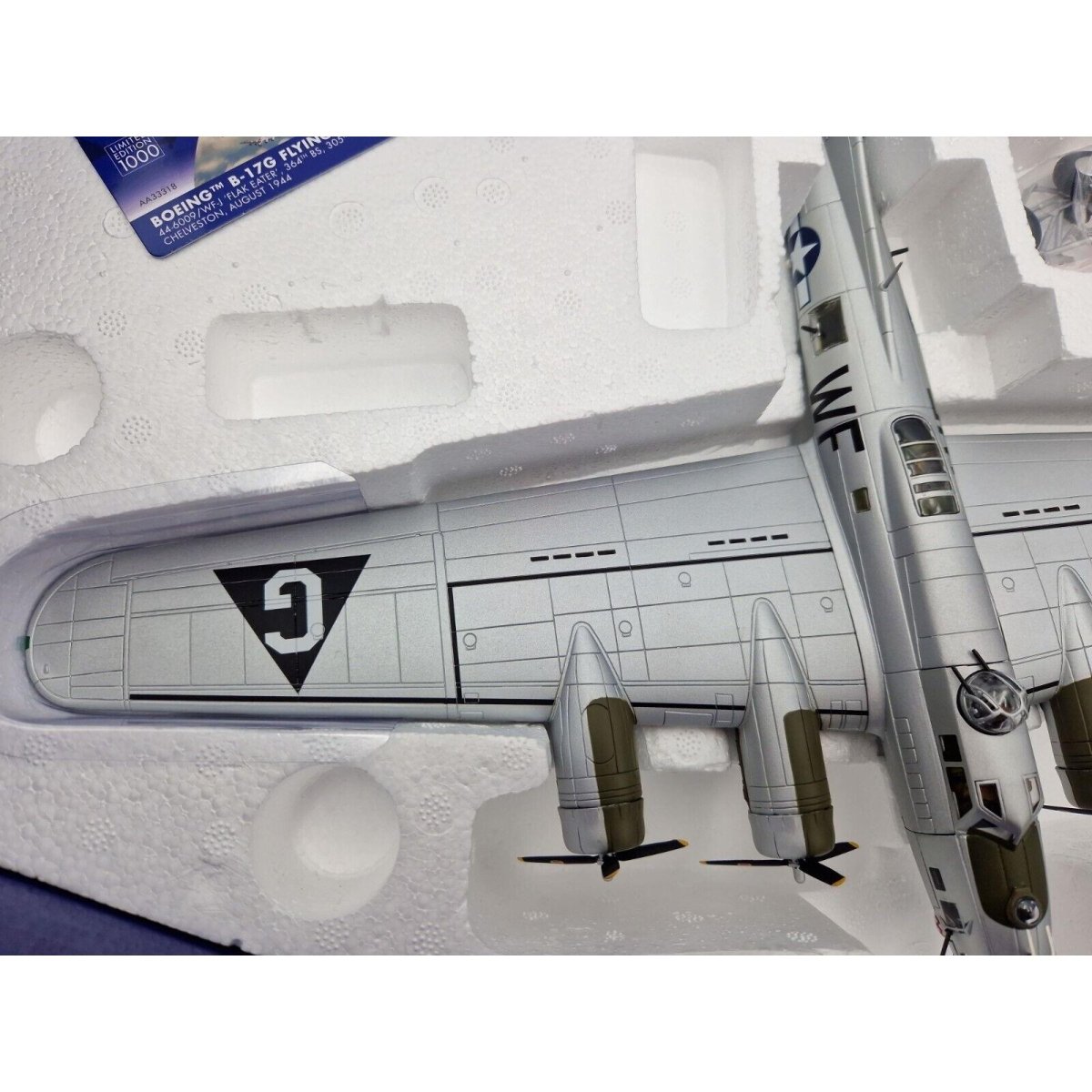 Corgi Aviation Archive 1:72 Boeing B - 17G Flying Fortress Flak Eater Limited Edition AA33318 - Corgi