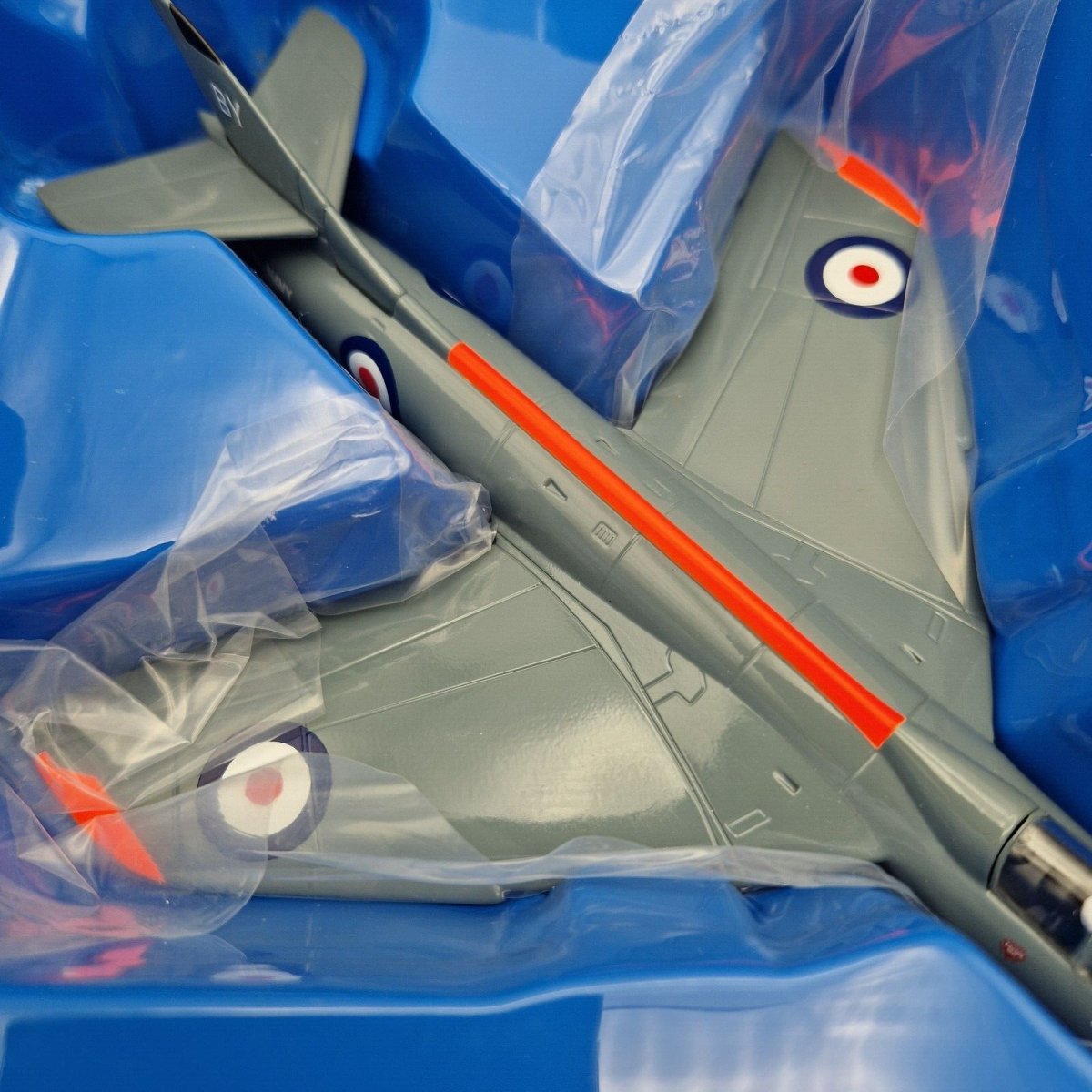 Corgi Aviation Archive 1:72 Hawker Hunter GA.11 No 738 Sqn 'Rough Diamonds' AA32705 - Corgi