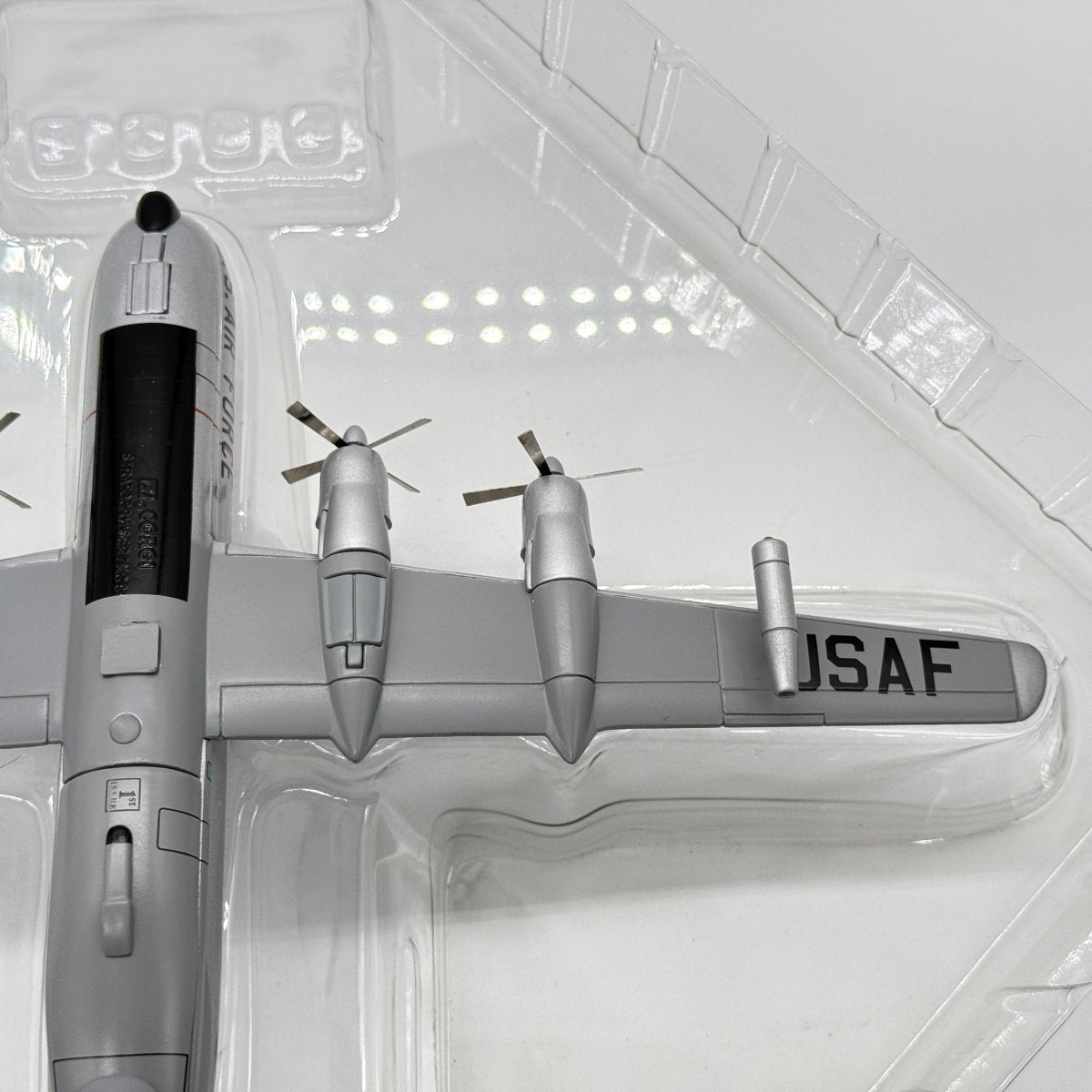 Corgi 48102 1:144 Boeing KC-97L Stratotanker Illinois ANG 0-20900 City of Chicago - Corgi