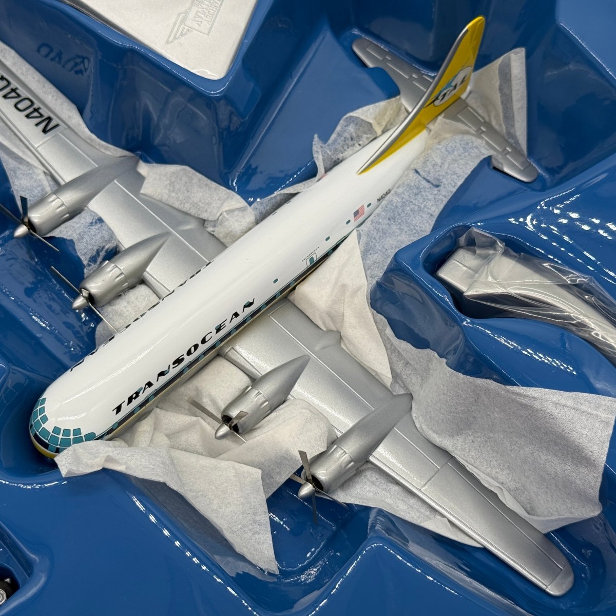 Corgi 48106 1:144 Boeing 377 Stratocruiser Transocean Airlines N404Q - Corgi