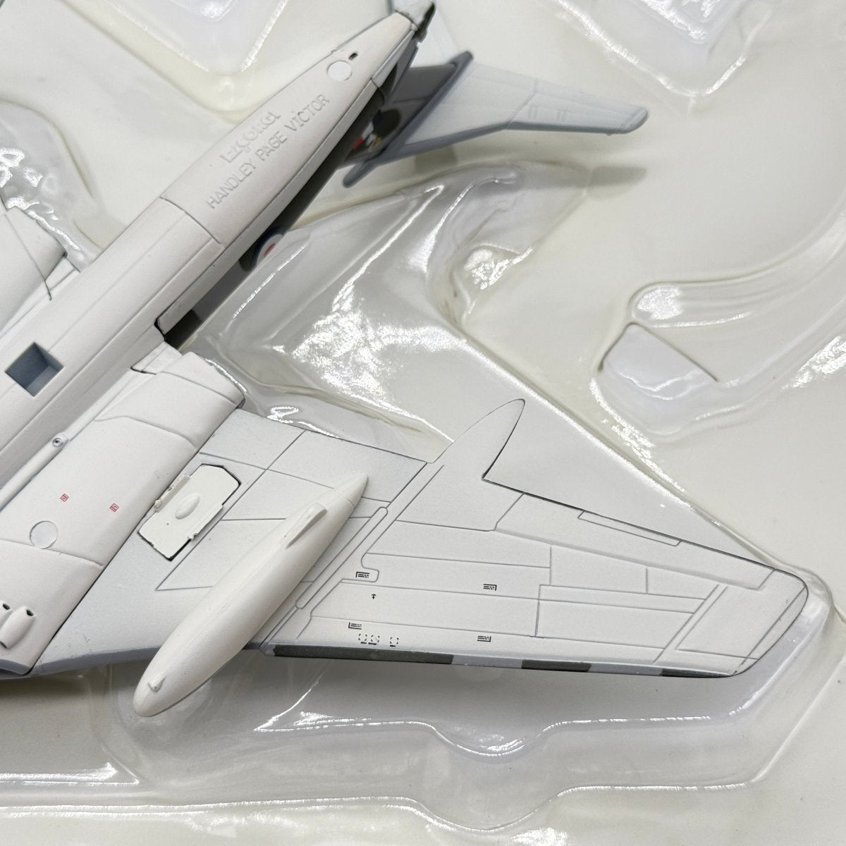 Corgi 48703 1:144 Handley Page Victor SR.2 RAF No.543 Sqn XL161 RAF Wyton - Corgi