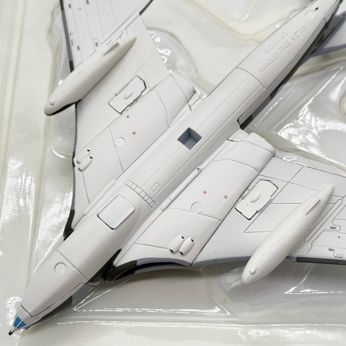 Corgi 48703 1:144 Handley Page Victor SR.2 RAF No.543 Sqn XL161 RAF Wyton - Corgi