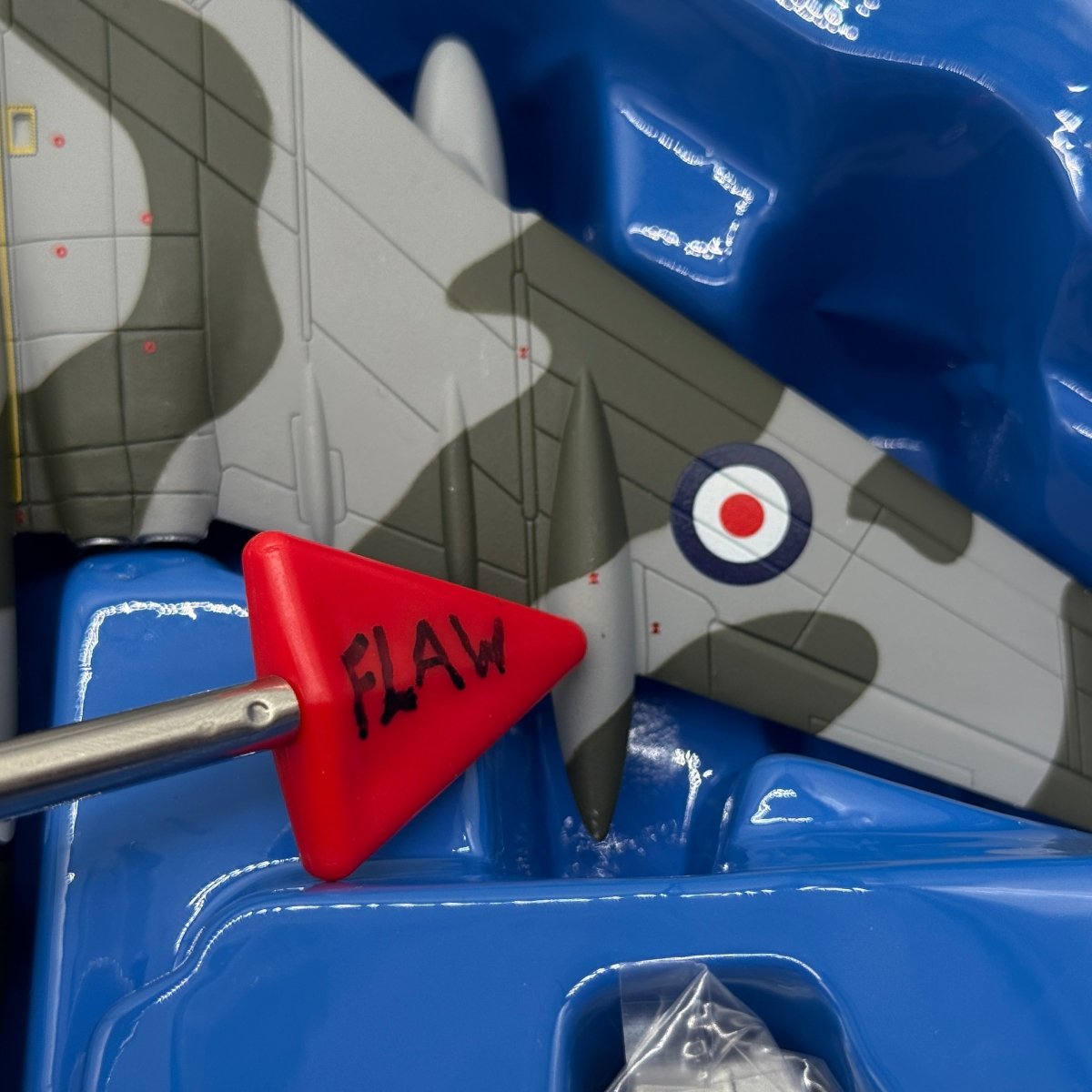 Corgi 48703 1:144 Handley Page Victor SR.2 RAF No.543 Sqn XL161 RAF Wyton - Corgi