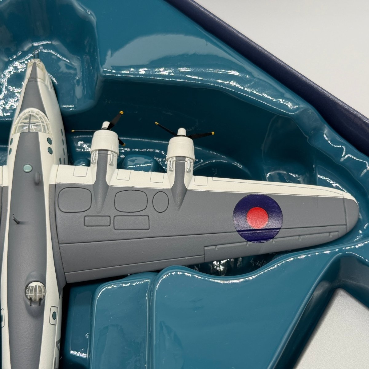 Corgi 48801 1:144 Short S.25 Sunderland V RAF Coastal Command First Issue - Corgi