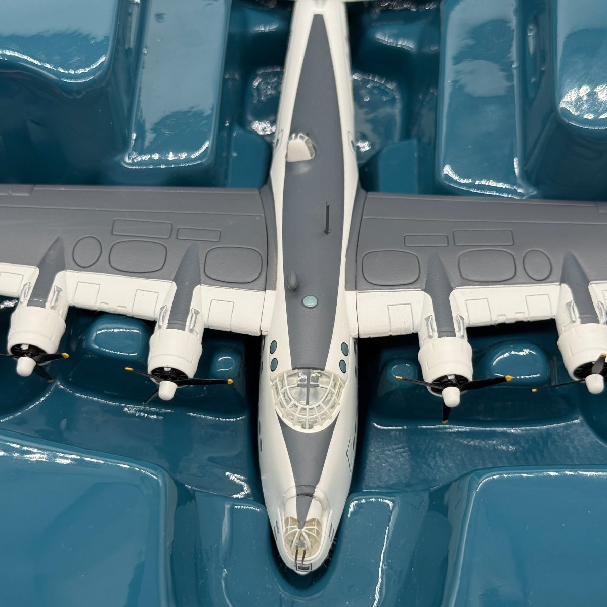 Corgi 48801 1:144 Short S.25 Sunderland V RAF Coastal Command First Issue - Corgi